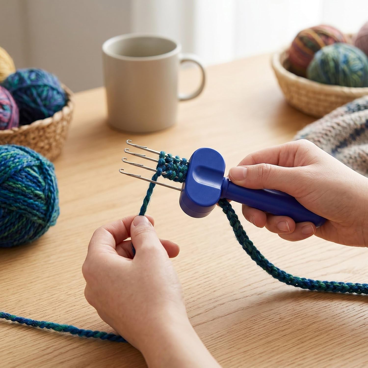 Karlak 3 Latch Hook Cord Knitting Tool for DIY Crafts Portable ABS Weaving Crocheting Tool Compact Design Ideal for Beginners 21x6x2.7cm (Blue)