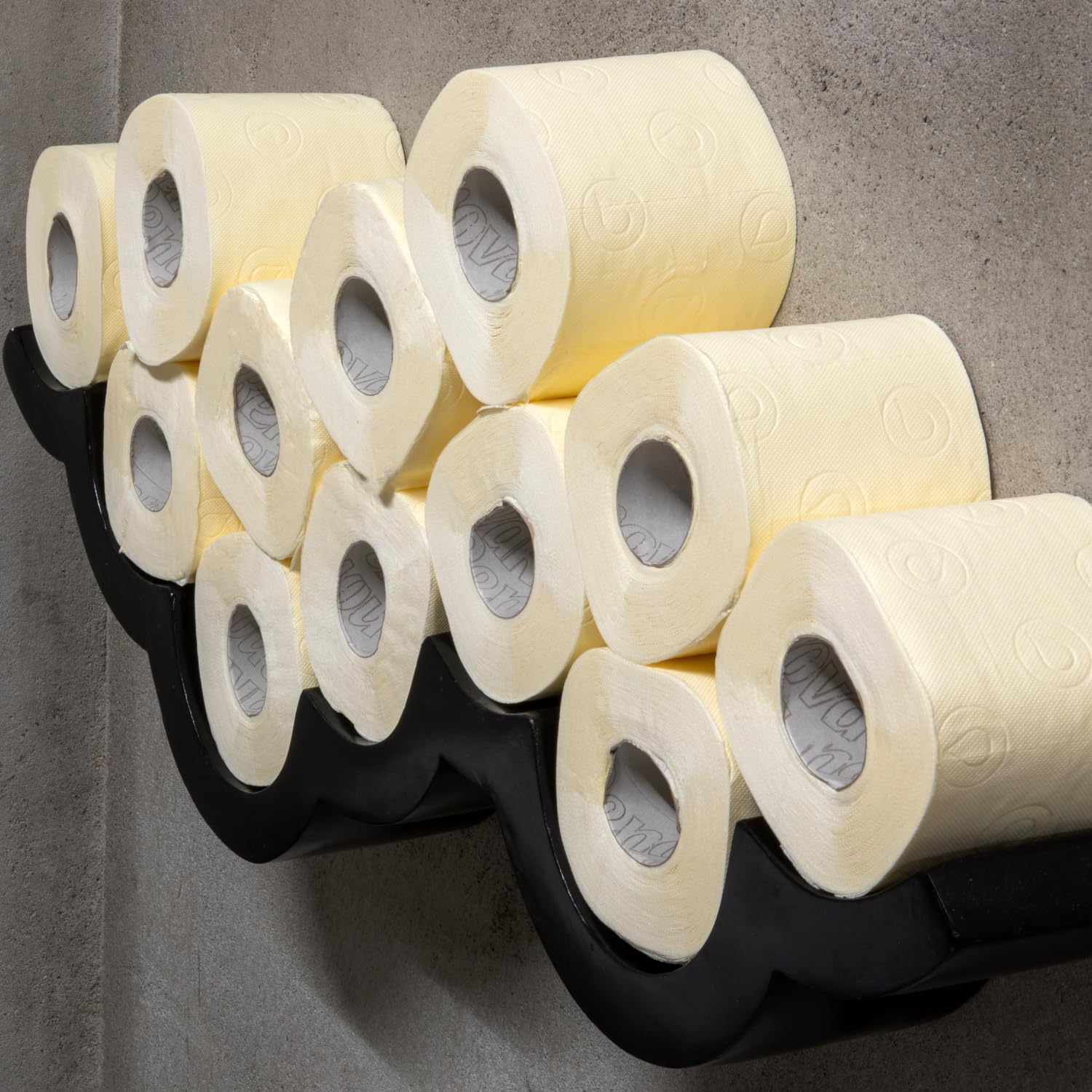 Renova Cream Toilet Paper - 18 Rolls
