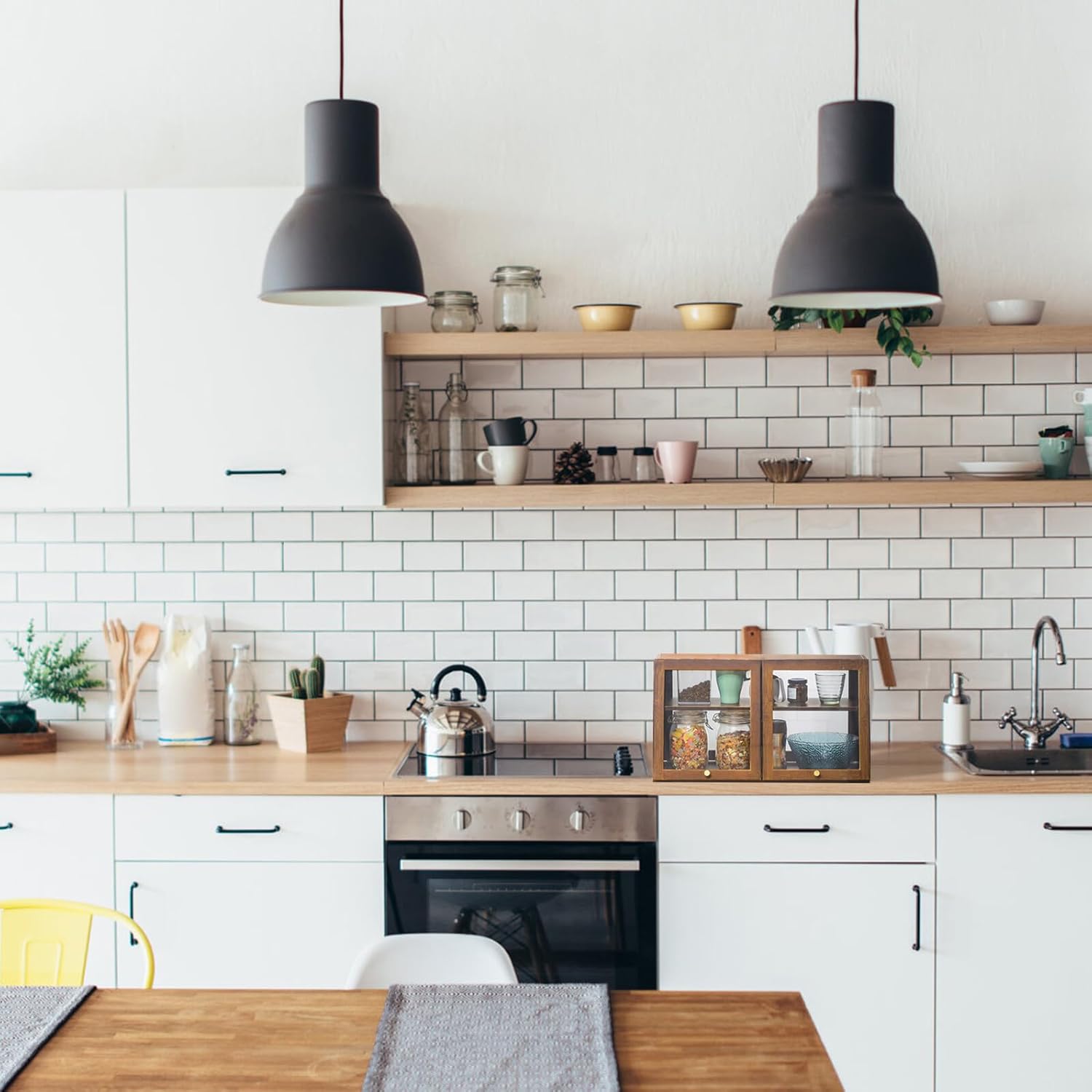 Garneck Kitchen Sideboard Storage Cabinet 59.6x29x33.5cm Retro Two-Door Wood Countertop Display Cabinet for Glassware and Wine Storage