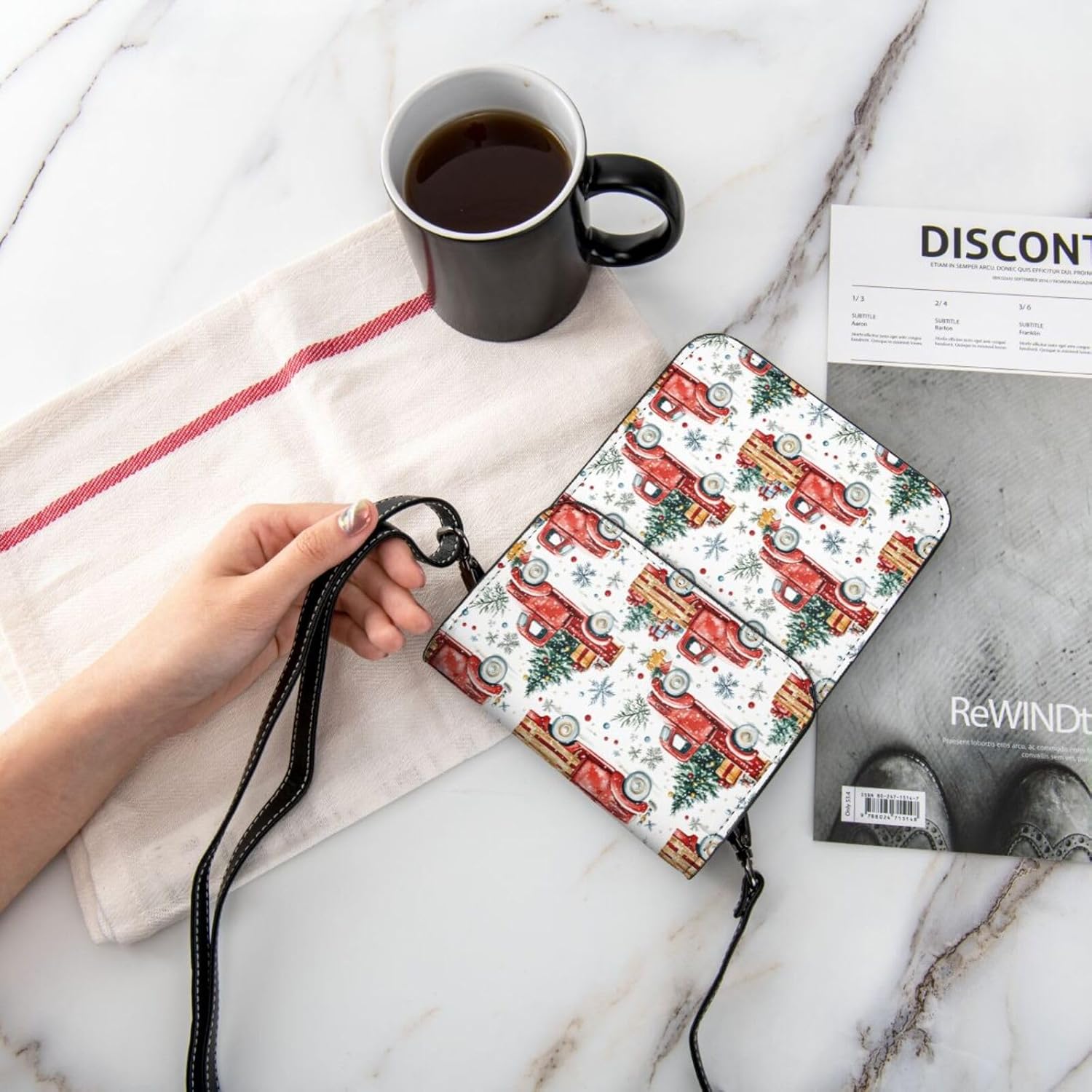 Christmas Red Truck Print Small Crossbody Bags for Women, Small Purses Leather Cell Phone Cross Body Bag