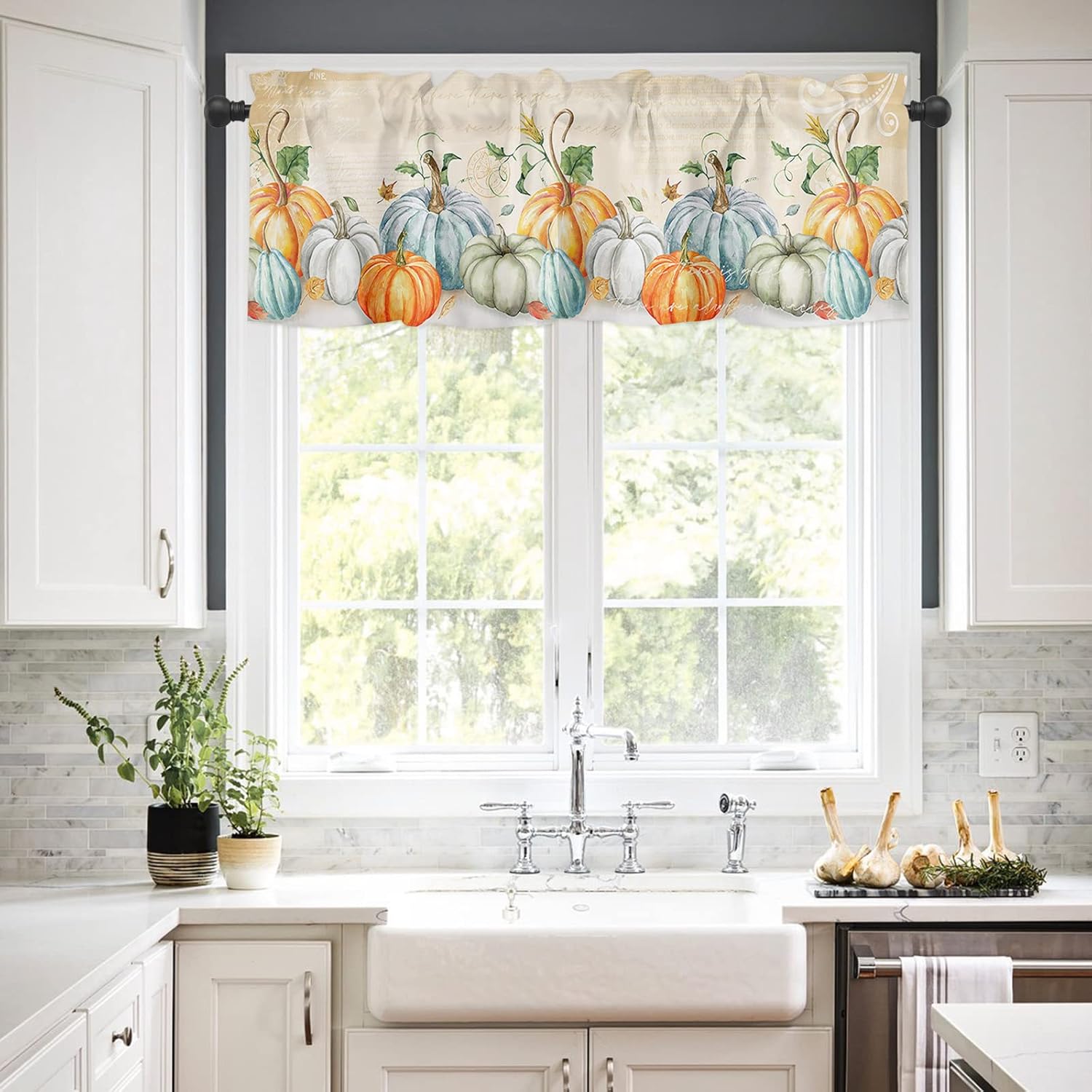 Fall Valances Curtains for Kitchen Thanksgiving Valance Watercolor Pumpkin Yellow Retro Background Kitchen Valance Short Curtains Rod Pocket Window Treatments for Bathroom Bedroom Windows 54x18 Inch