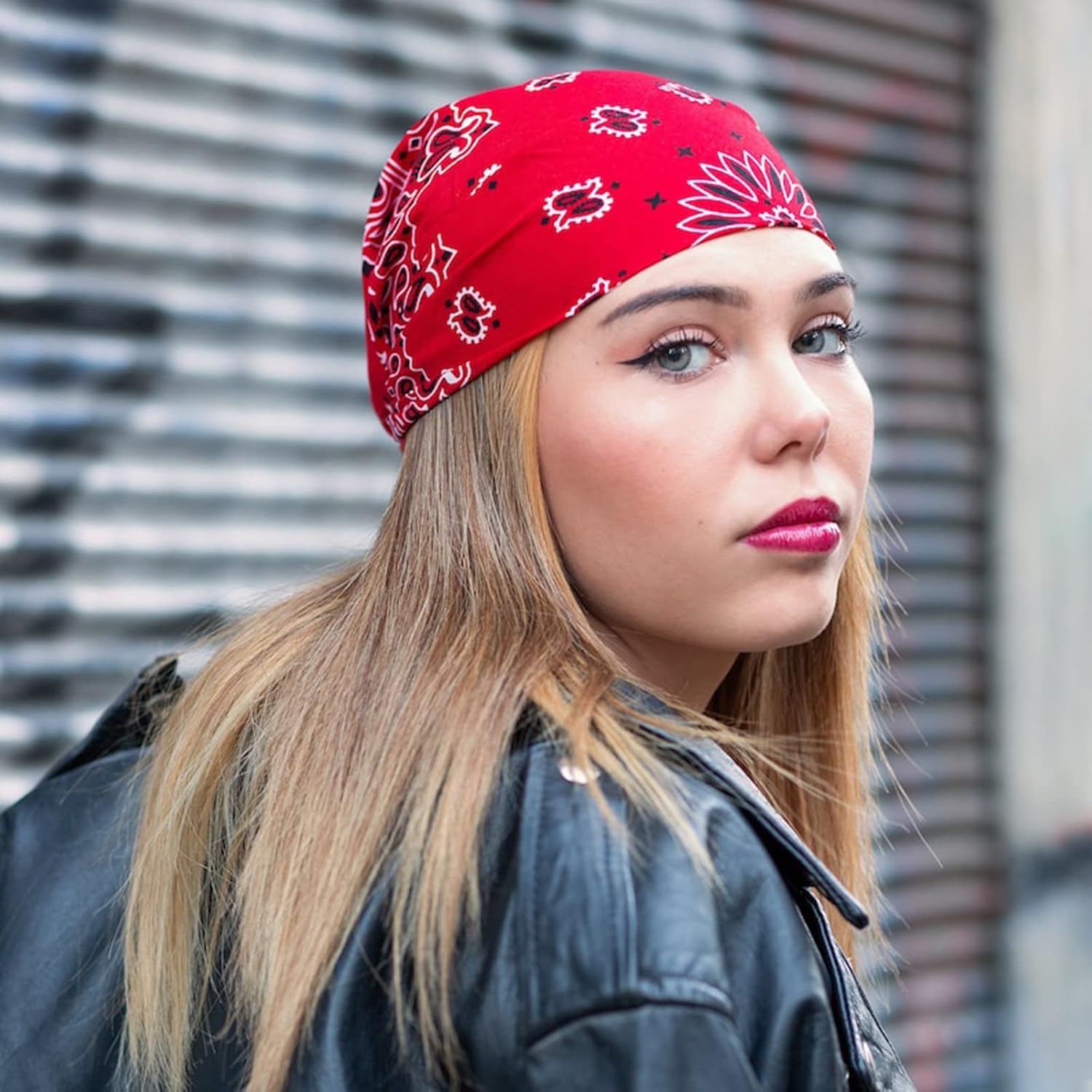 Tergy 16-30 Pieces Unisex Paisley Bandanas Bulk Multi-Purpose Headband Cowboy Head Wrap Scarf for Women Men Boys Girls - Image 4