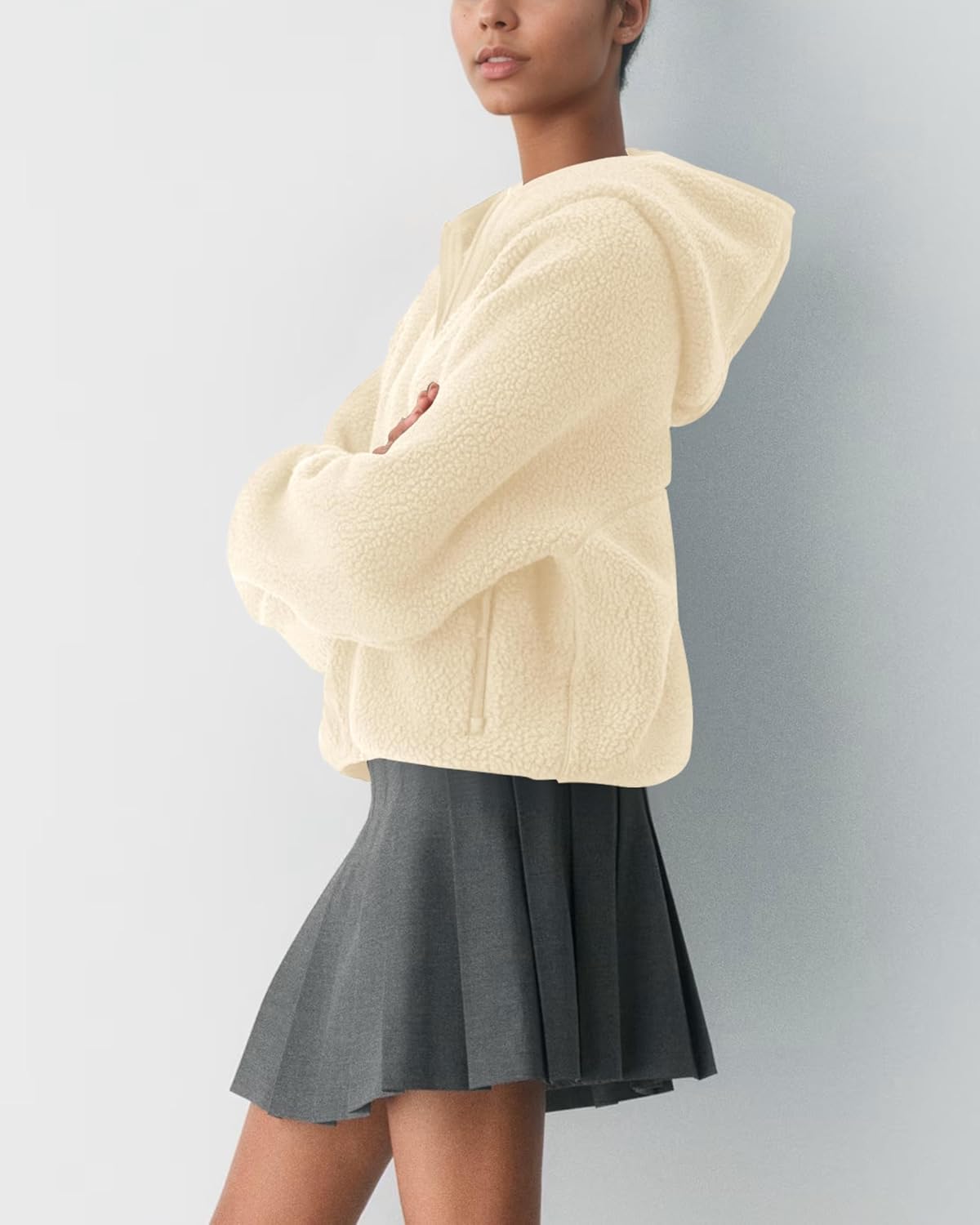 Locachy Women's Cozy Sherpa Fleece Winter Warm Hoodies Cute Casual Zipper Coat with Pockets Fashion Spring Outwear - Image 3