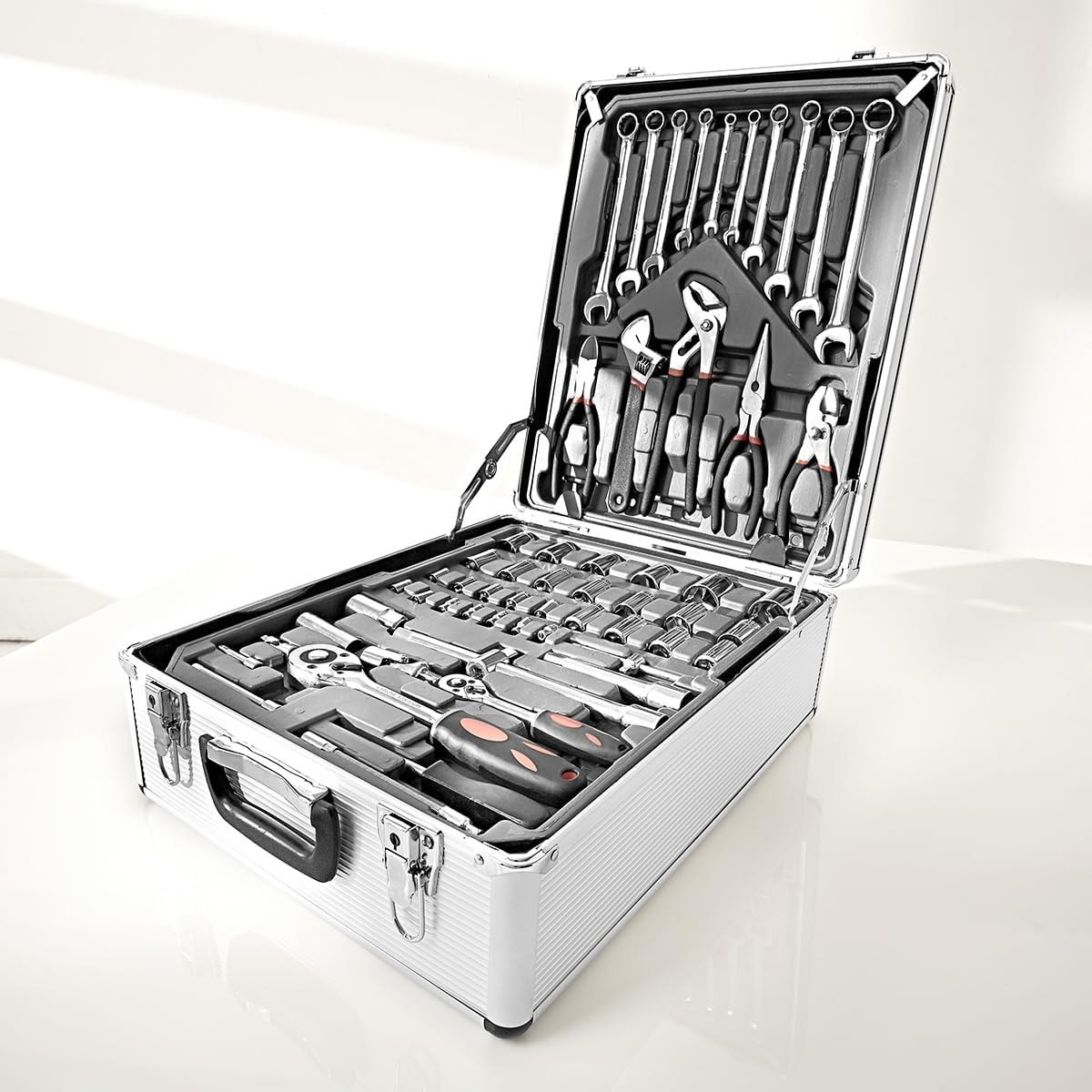 Sharper Image 186-Piece Vanadium Tool Set by Sharper Image