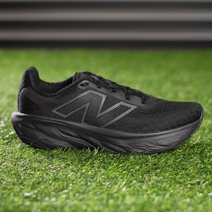 new balance 1080 all black