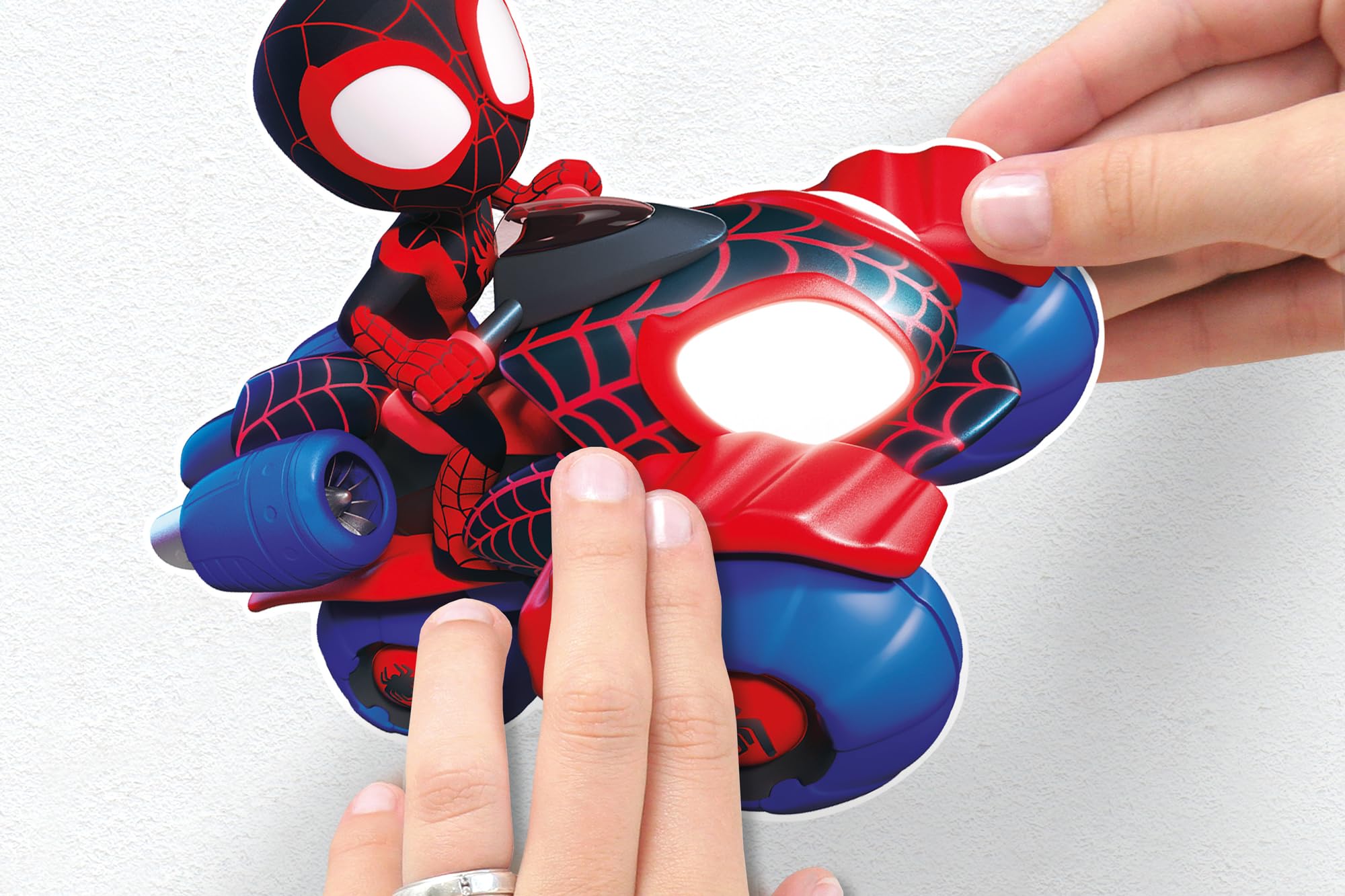 Adesivo da parete Marvel Avengers Crew Dimensioni 50 x 70 cm per cameretta dei bambini
