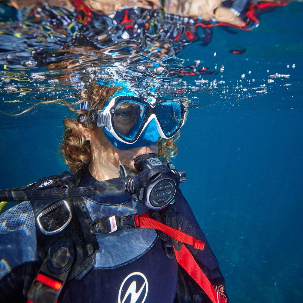 Aqualung Reveal ULTRAFIT - Masque Plongée Adulte avec Vision Panoramique 180°, Ajustement Personnalisé Visage, Verres interchangeables, étanche, Jupe en Silicone, idéal pour Une plongée sous-Marine