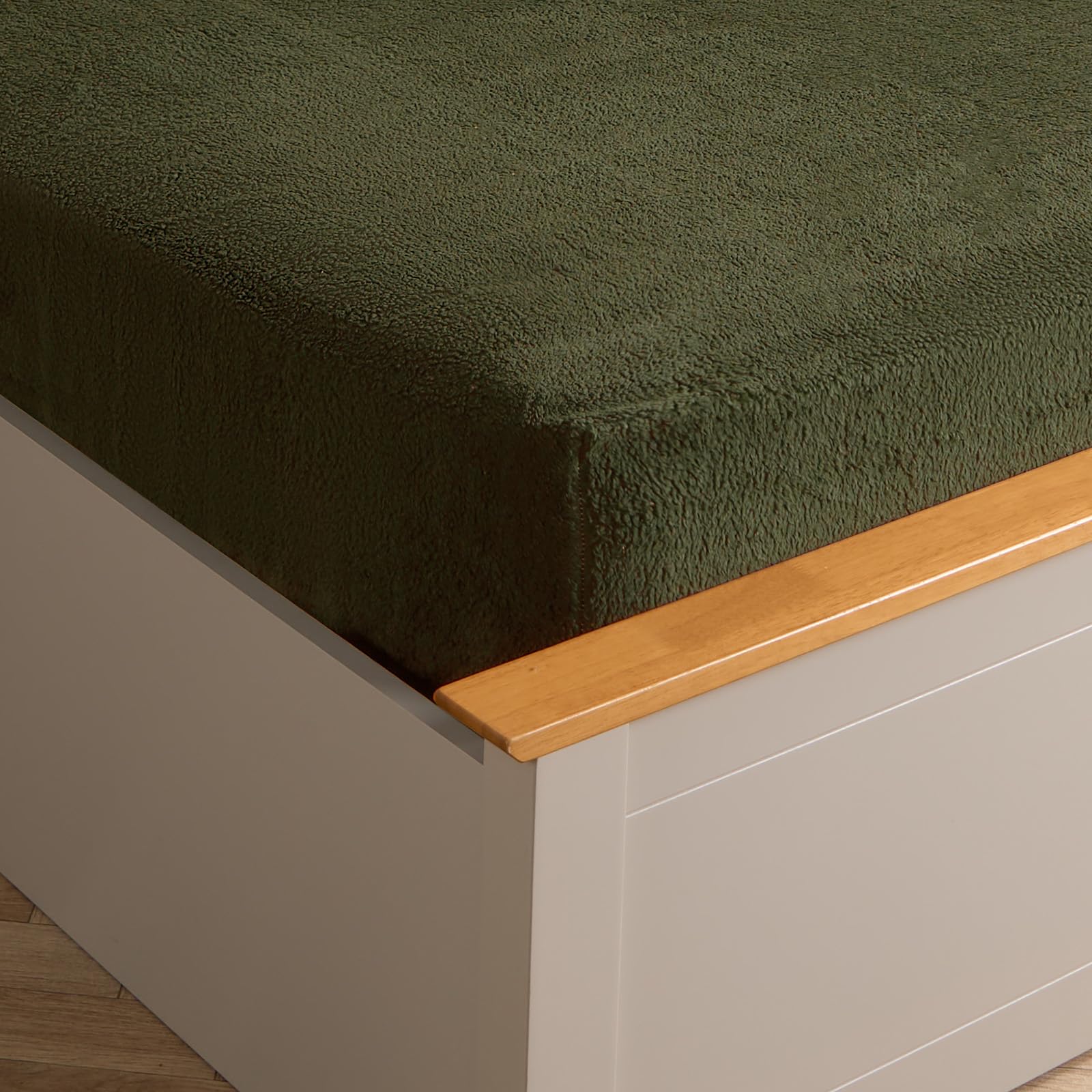 Brentfords Woodland Green Teddy Fleece Fitted Sheet Double, Fluffy Fleece Bed Sheet Double Fitted Easy Care Ultra Soft Fade Resistant Winter Warm Bedding Linen Sheet