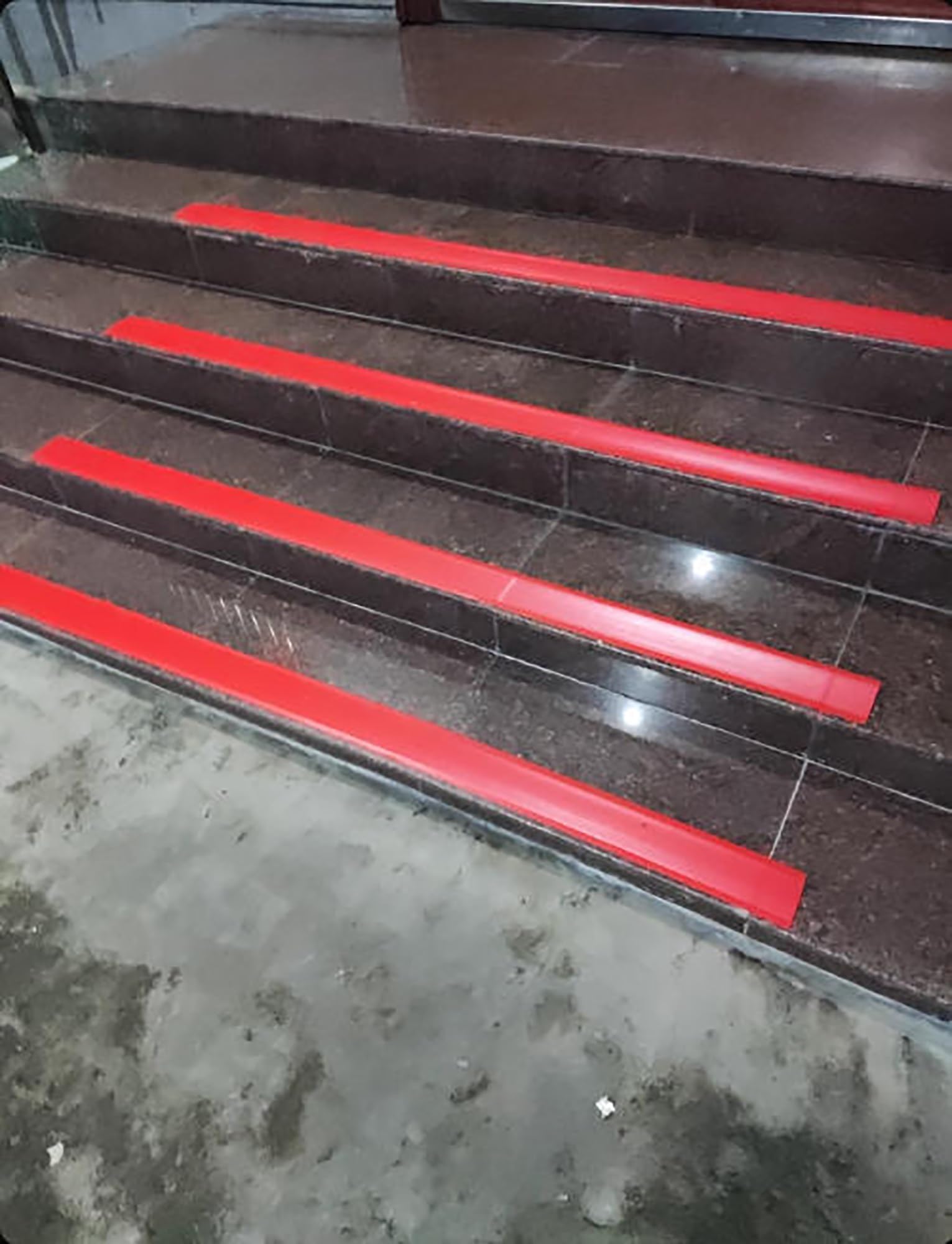 Breite 3/4/5/6/8/10 cm Selbstklebendes PVC-Antirutschband for Treppen – Wasserdichte Antirutschstreifen for Treppen, Böden und Rampen im Innen- und Außenbereich(Grey,8x2000cm)