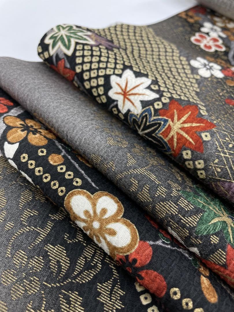 小紋 金彩 紋意匠 全体柄 正絹 反物