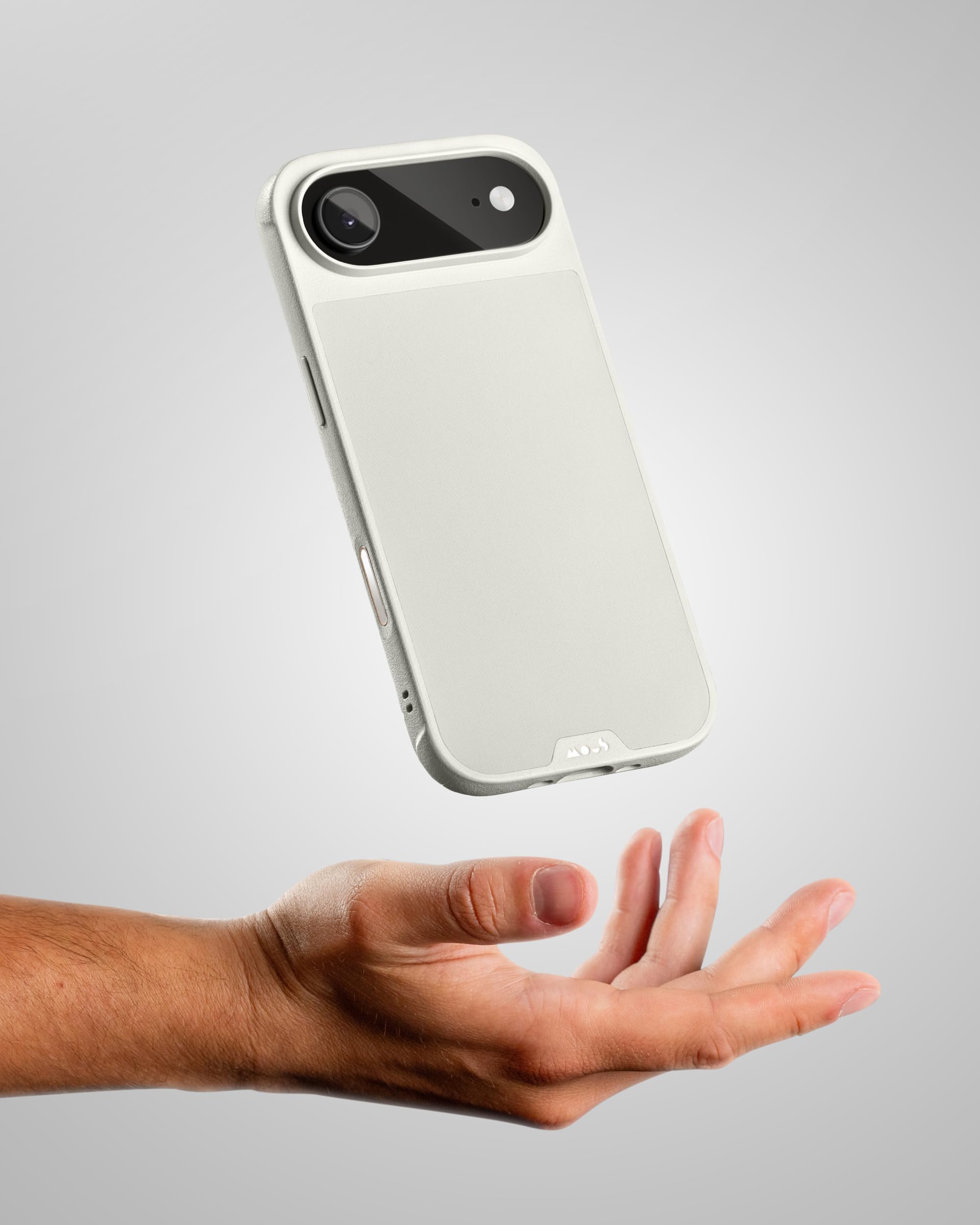 Mous Etui na telefon 6,6-calowe etui MagSafe kompatybilne - Limitless 6.0 - Piaskowy - Odporny na wstrząsy futerał ochronny