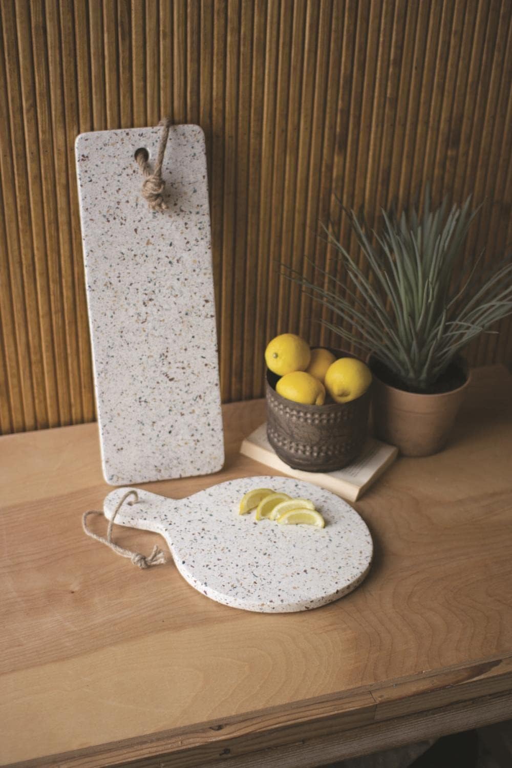 Kalalou NART1071 Transitional Terrazzo Cutting Board in Bronze/Dark Finish, 1.00 inches