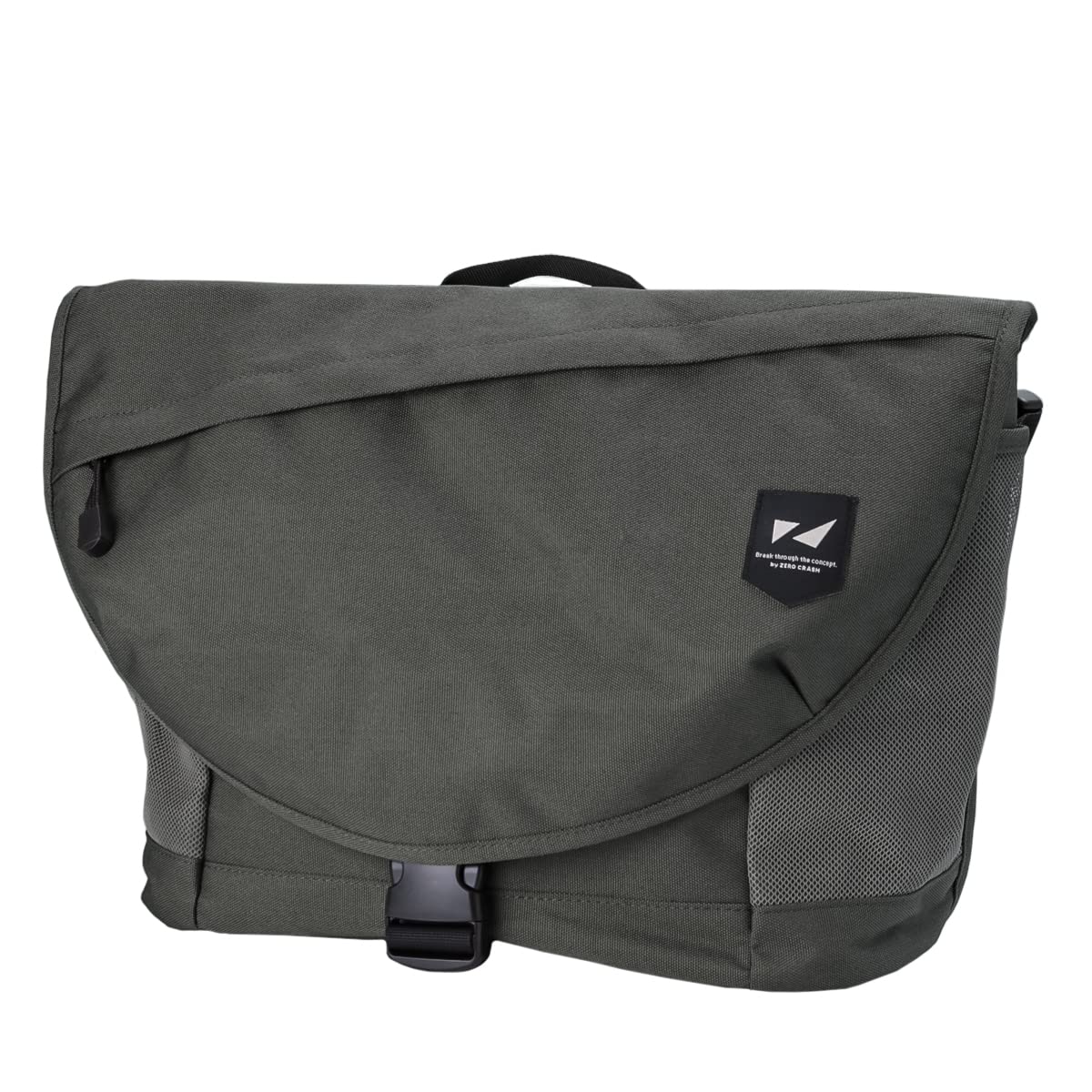Berghausのメッセンジャーバッグ大！ berghaus メッセンジャーバッグ - メルカリ