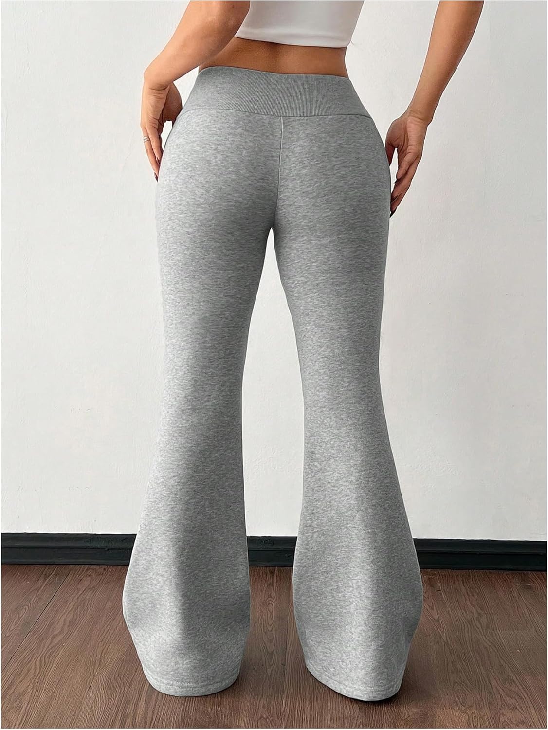 Verdusa Womens Fleece Lined Pants Drawstring Elastic Waist Flare Sweatpants Casual Bell Bottom Pants Winter Outfits - Image 2