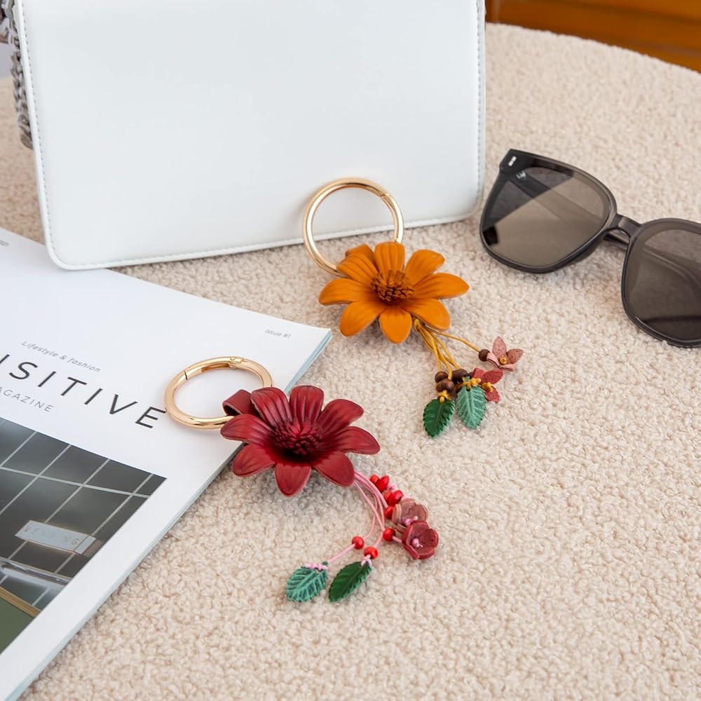 Giftale Genuine Leather Daisy Flower Cute Keyring Fob Tassel
