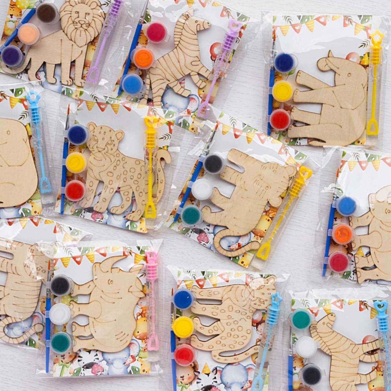 GEECOZYLIFE Safari Party Favors - 12 PCS Jungle Paint Kits Party Supplies - Safari Jungle Wooden Painting Kit with Bubble Wand - Wild Animals Christmas Birthday Goodie Bags Gifts Prizes