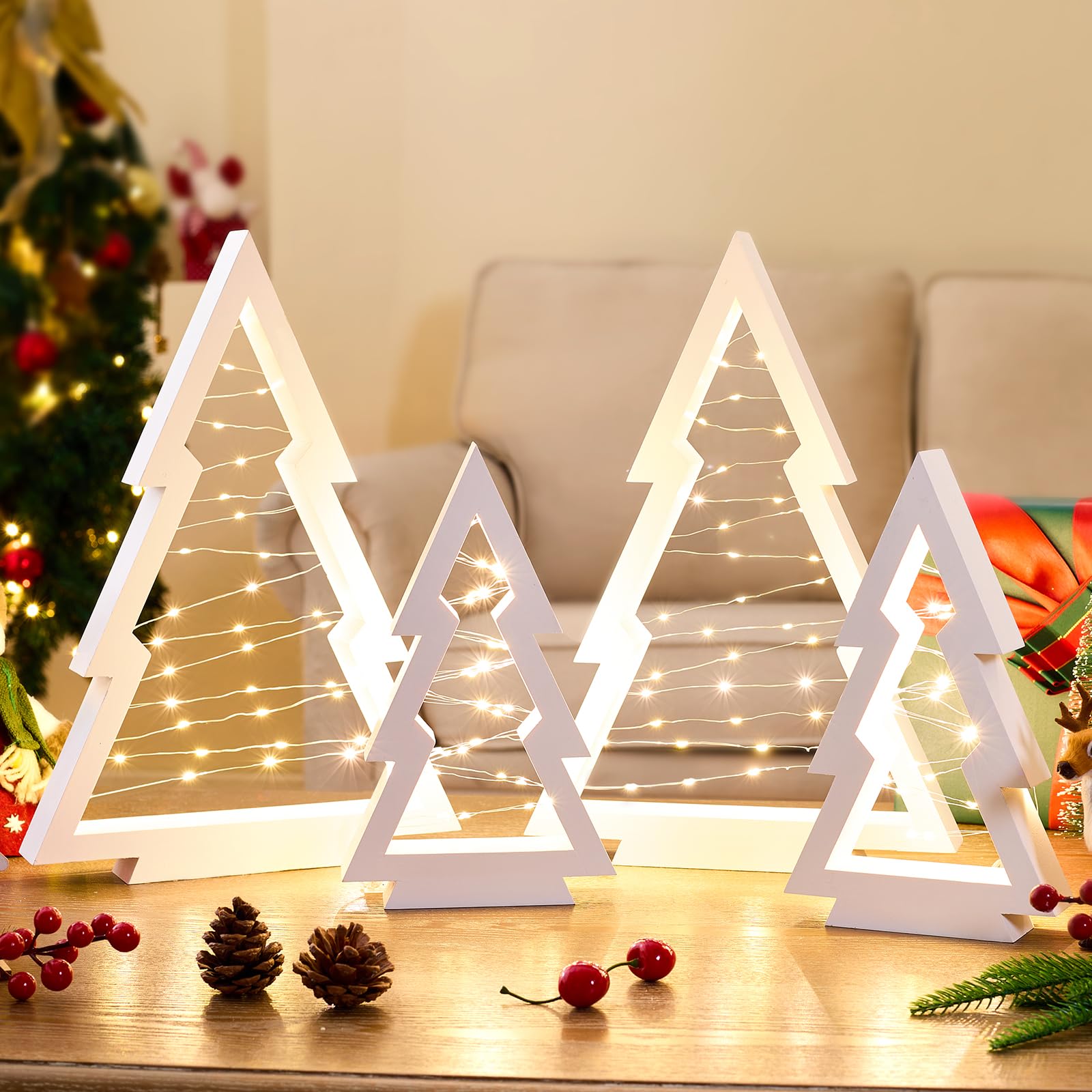Lot de 4 sapins de Noël en bois avec lumières - Compartiment à piles caché - Arbres de Noël lumineux en bois pour les vacances, les fêtes d'hiver, le bureau, la cheminée de la maison (blanc)