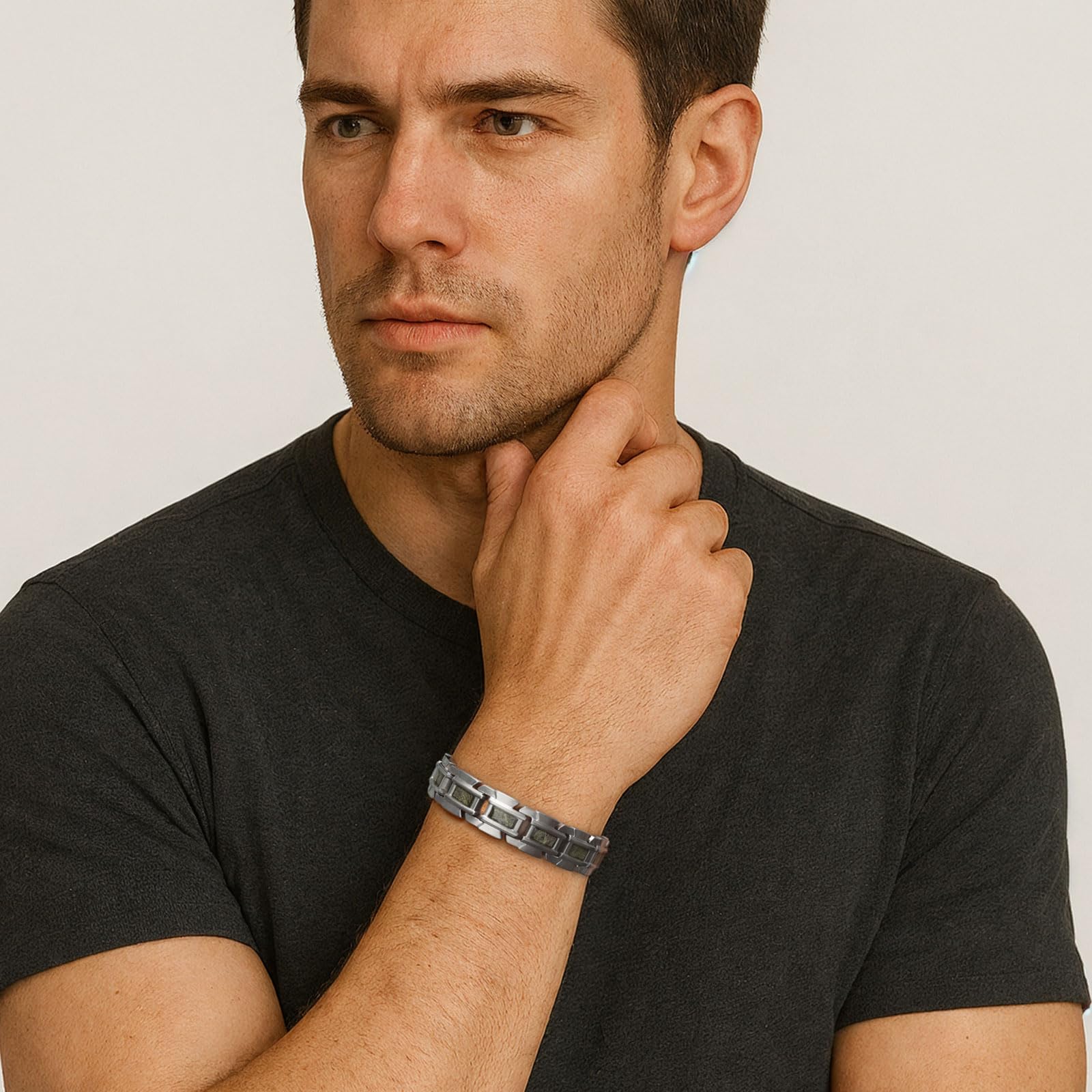 RainSo Bracelet magnétique pour homme, bracelet magnétique à trois rangs en acier inoxydable avec fermoir Scorpion, livré avec un outil de retrait de maillons gratuit (argent et champagne)