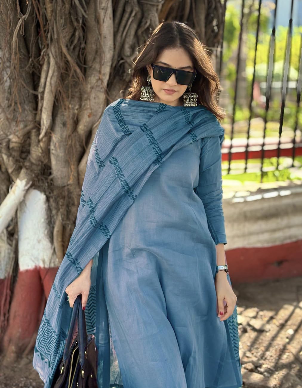 ANNI DESIGNER Women's Rayon Blend Solid Straight Kurta with Pant & Dupatta - Image 6