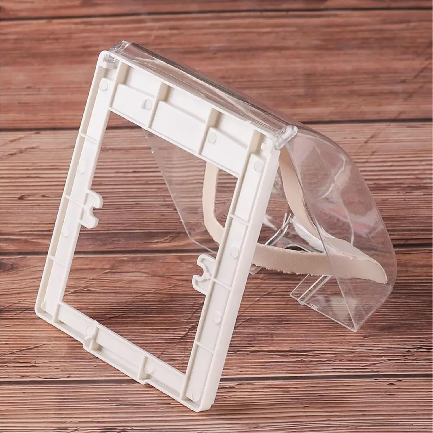 Locking Outlet Cover 4pcs Bathroom 86 Type Switch Waterproof Splash Box Switch Protective Cover Kitchen Toilet Box White Transparent Socket Protector(Transparent-with Spring)