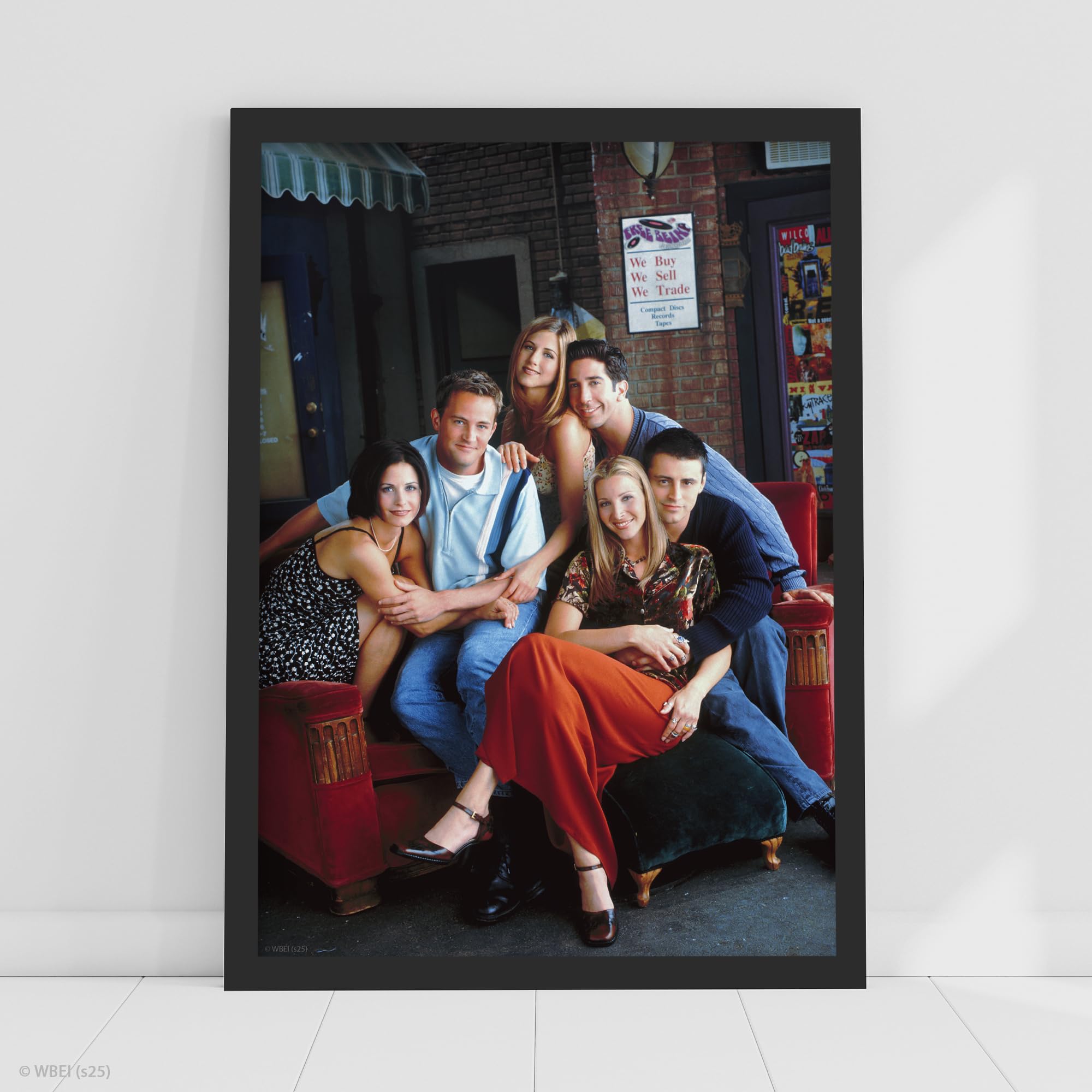 Themed Multicolour Friends Print - Outside Central Perk Group Sofa Photo Poster Wall Art (21Cm X 29.7Cm - A4)