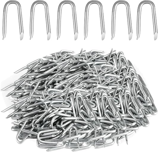 300 pcs Wire Staples, Fence Stapless, Steel U Nails for Fencing, U Shaped Wire Nails, Galvanized Barbed Wire Fencing Staples Fasteners for Wood Garden Barbed Chicken Wires Hardware