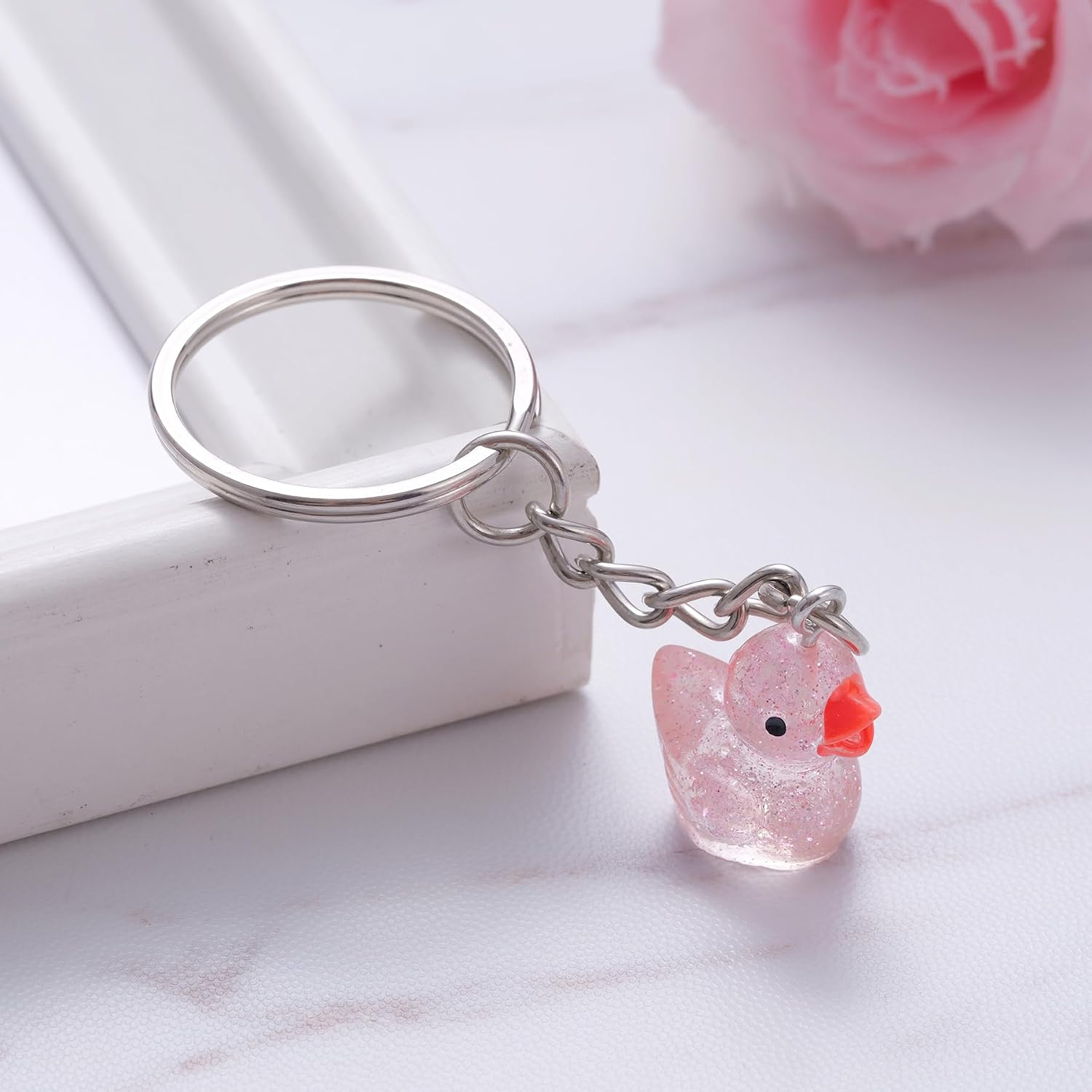 Ukodnus Lucky Duck Keychain, Good Luck Gift for New Job, Women, Friends, Inspirational Positive Keyring, Thinking of You Gift