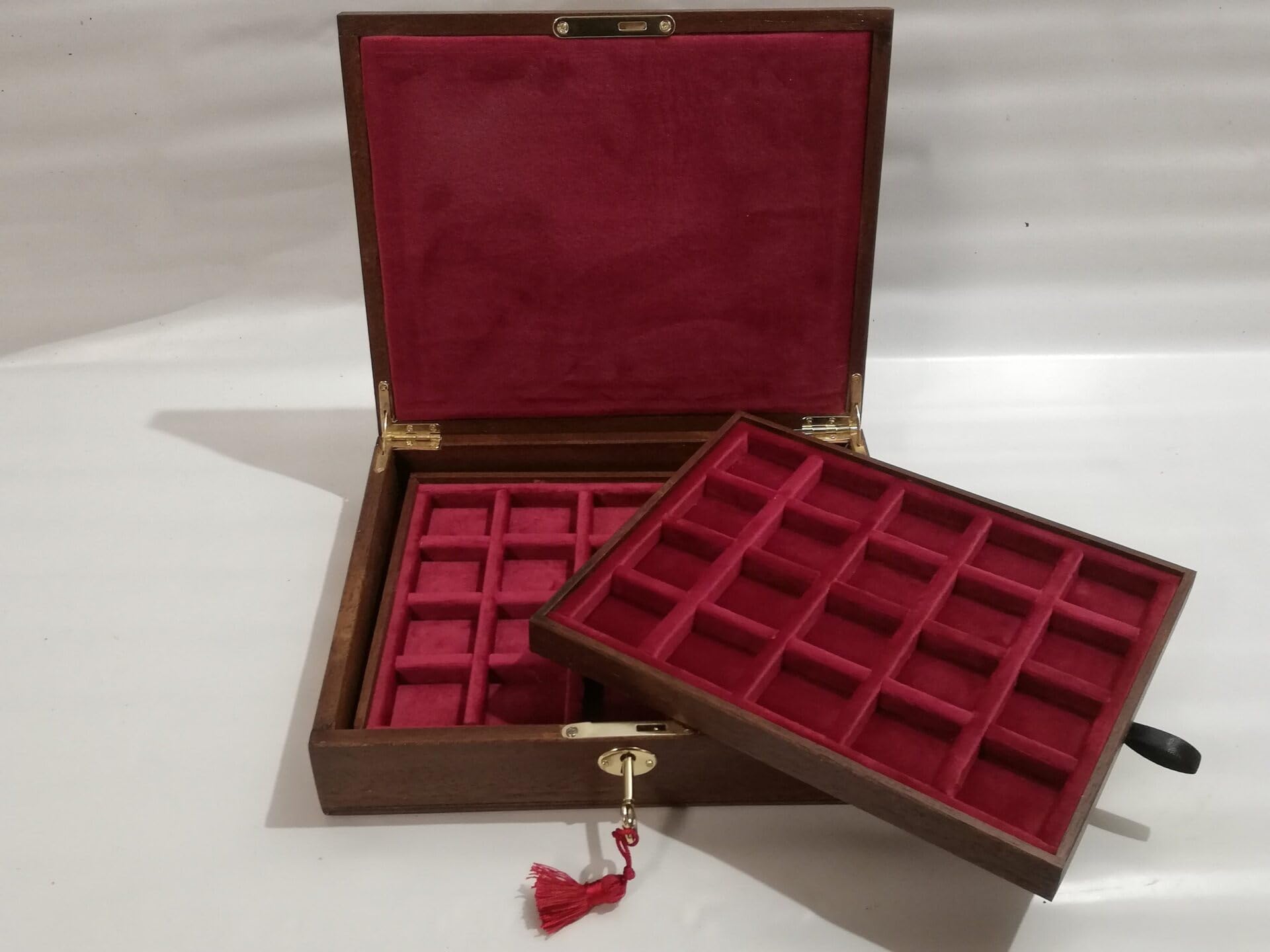 Caja para Monedas de colección en Madera con 2 bandejas de Terciopelo Burdeos y Cerradura, 40 Compartimentos, Reino de Italia, Hecha a Mano