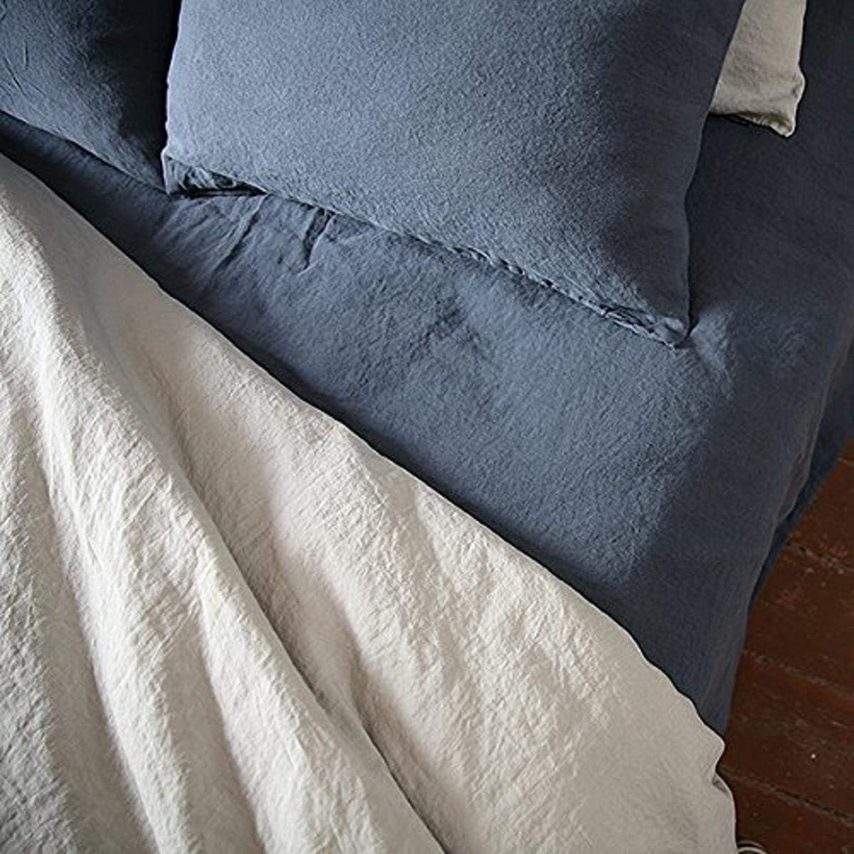 LinenMe Stone Washed Bed Linen Fitted Sheet, 78 by 80 by 14-Inch, Blue