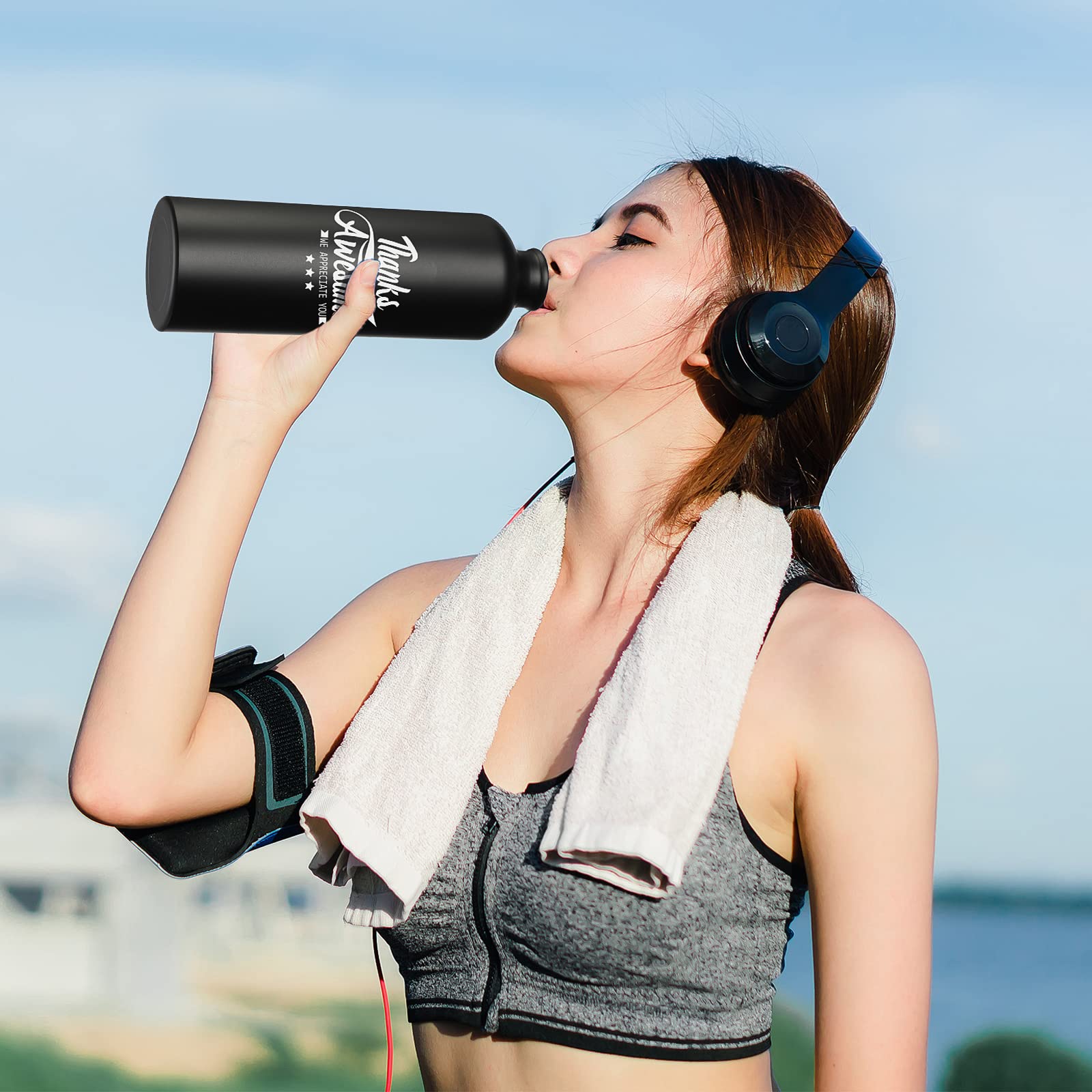 12 pezzi di ringraziamento apprezzamento regali 680,4 g bottiglia d'acqua in alluminio Bulk per dipendenti colleghi, bici, palestra, borraccia leggera con tappo a torsione per sport campeggio (nero)