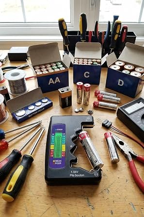 Plentiful Dijital Pil Test Cihazı – AA, AAA, C, D, N, 9V ve Düğme Pil Uyumlu Mini Pil Kapasit