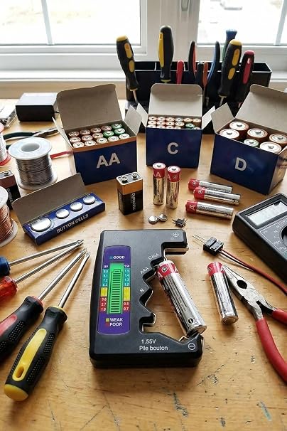 Plentiful Dijital Pil Test Cihazı – AA, AAA, C, D, N, 9V ve Düğme Pil Uyumlu Mini Pil Kapasit