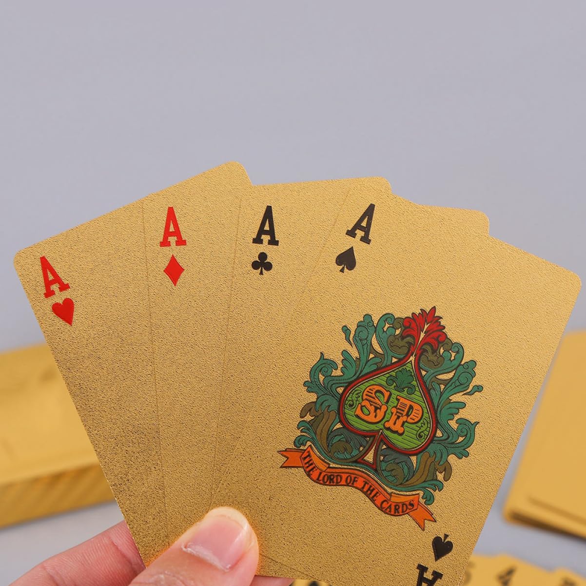 BESTonZON 3 Set Di Carte Da Gioco Impermeabili Carte Da Gioco D'Oro Carte Da Gioco Lucide Poker Gioco Di Intrattenimento Carte Trucco Gioco Di Partito Tally Carte Da Gioco Mazzo