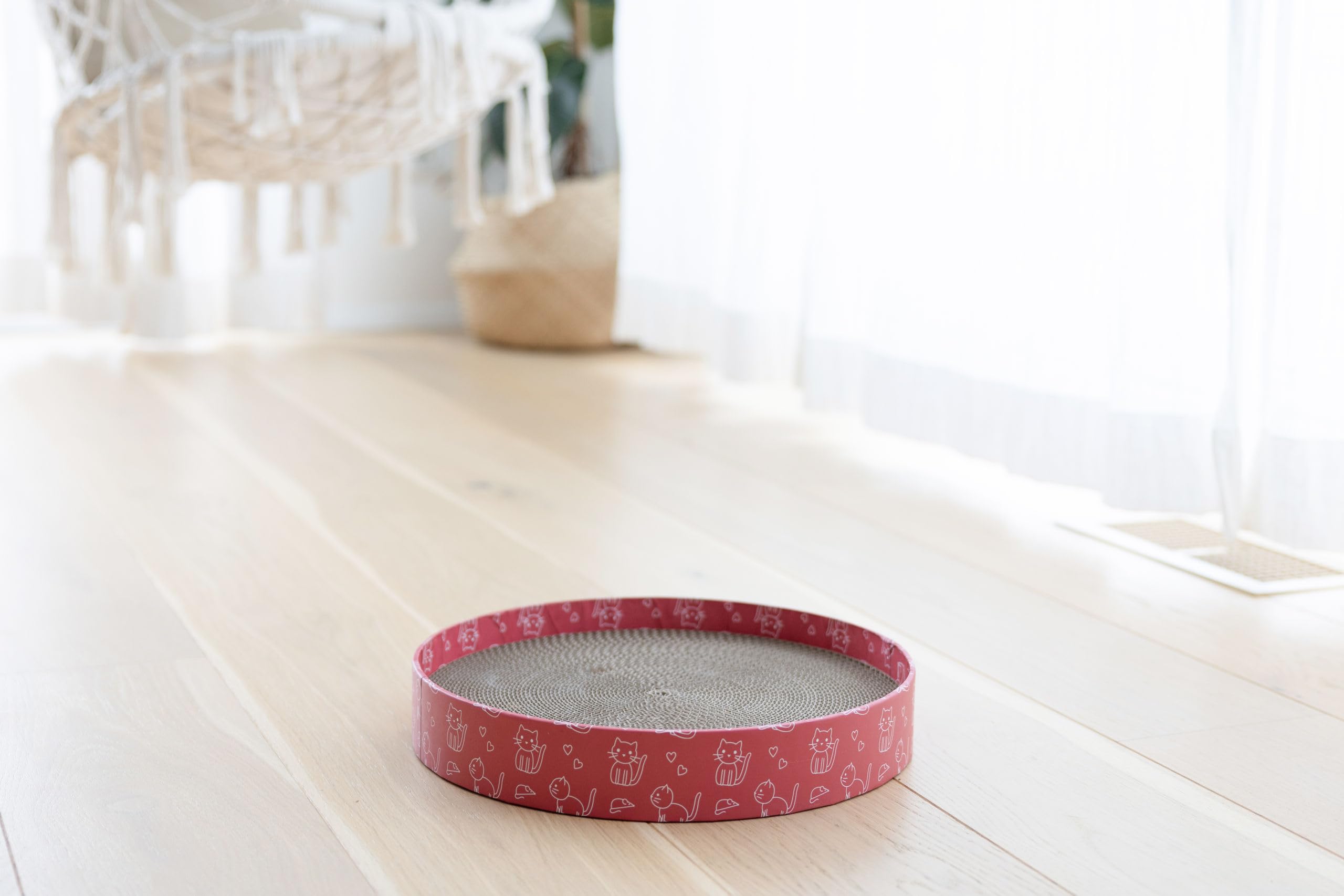 Kerbl Pet Łóżko do drapania dla kota Circle z kartonu, różowe, Ø 34 cm | Różowe, Ø 34 × 5,5 cm, łóżko do drapania z tektury falistej pochodzącej z recyklingu, łącznie z pobudzającą kocimiętką
