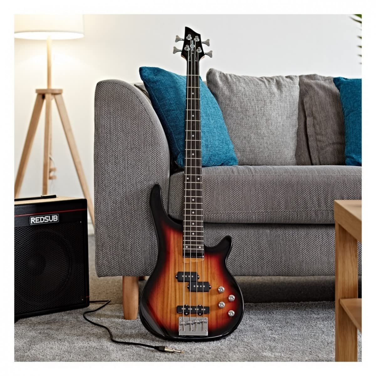 E-Bassgitarre 4 Saiten mit Gigbag & Kabel - Chicago Sunburst