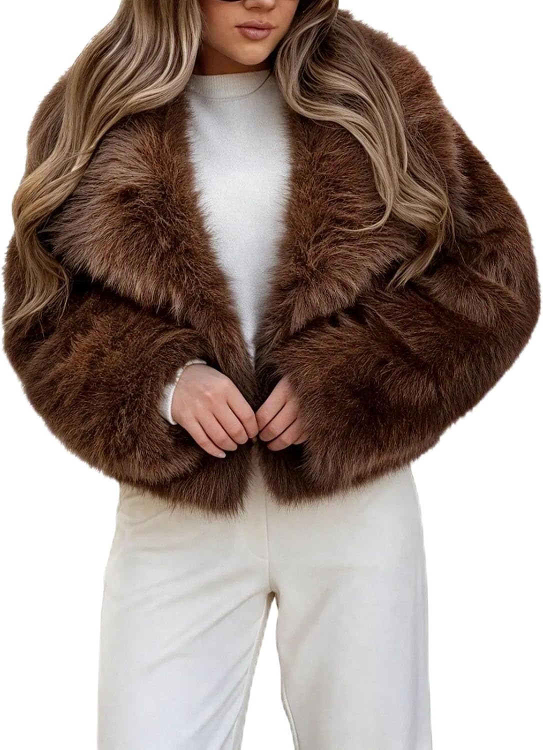 Women's Faux Fur Coat Wide Lapel Long Sleeve Classic Cropped Jacket
