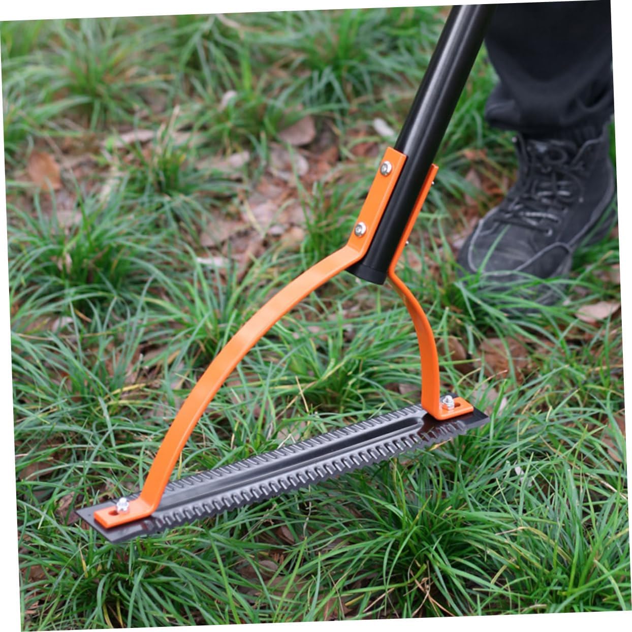 BESPORTBLE Manual Grass Whip Blades Lawn Weed Cutter Heavy Duty Grass Whip for Garden Weed Cutting Tool