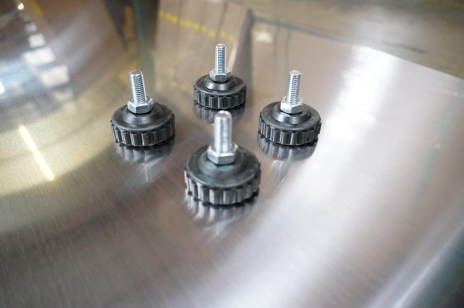 700lbs Vet Animal Scale/Livestock Scale, Digital Weighing Equipment for Small to Medium Sized Animals Calf/Goat/Sheep/Pigs/Dogs/Cat or Pets (38″ x 20″ x 2″)