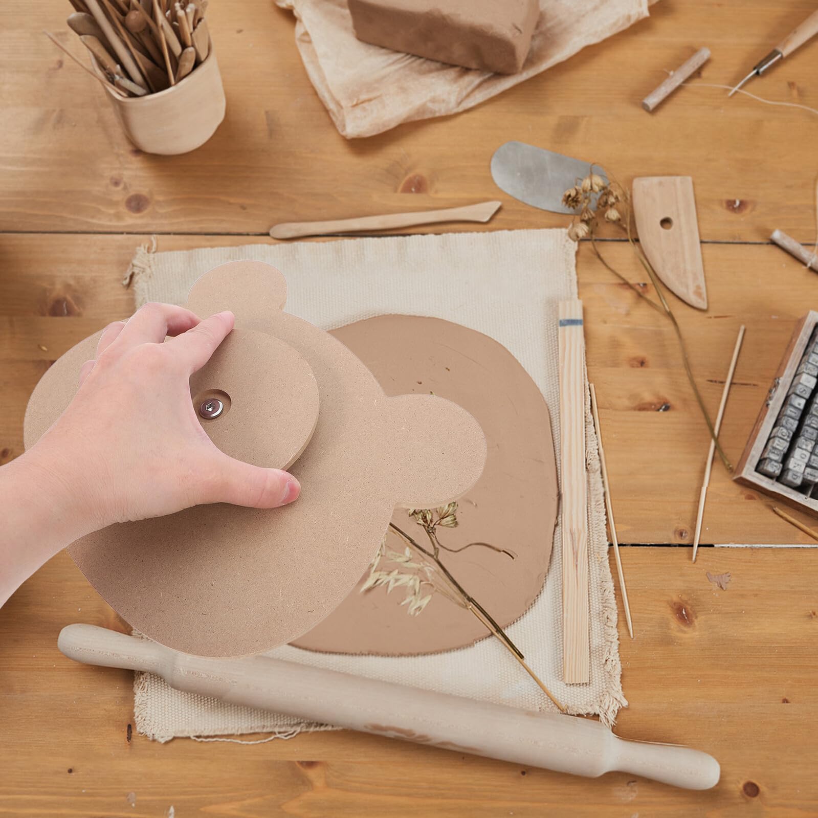 Stampo in Ceramica a Forma di Orso in Legno Base, Strumento Artigianale per Modellare Piatti in Argilla, Resistente e Adatto per Laboratori Creativi e attività Manuali
