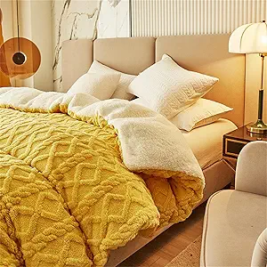 2023 New Thickened Super Soft Insulation Hibiscus Winter Quilts, Lightweight Breathable Warmth Thick Bed Comforters, Fluffy Plush Double-Sided Twin Size Velvet Blanket Quilt for Cold Weather.