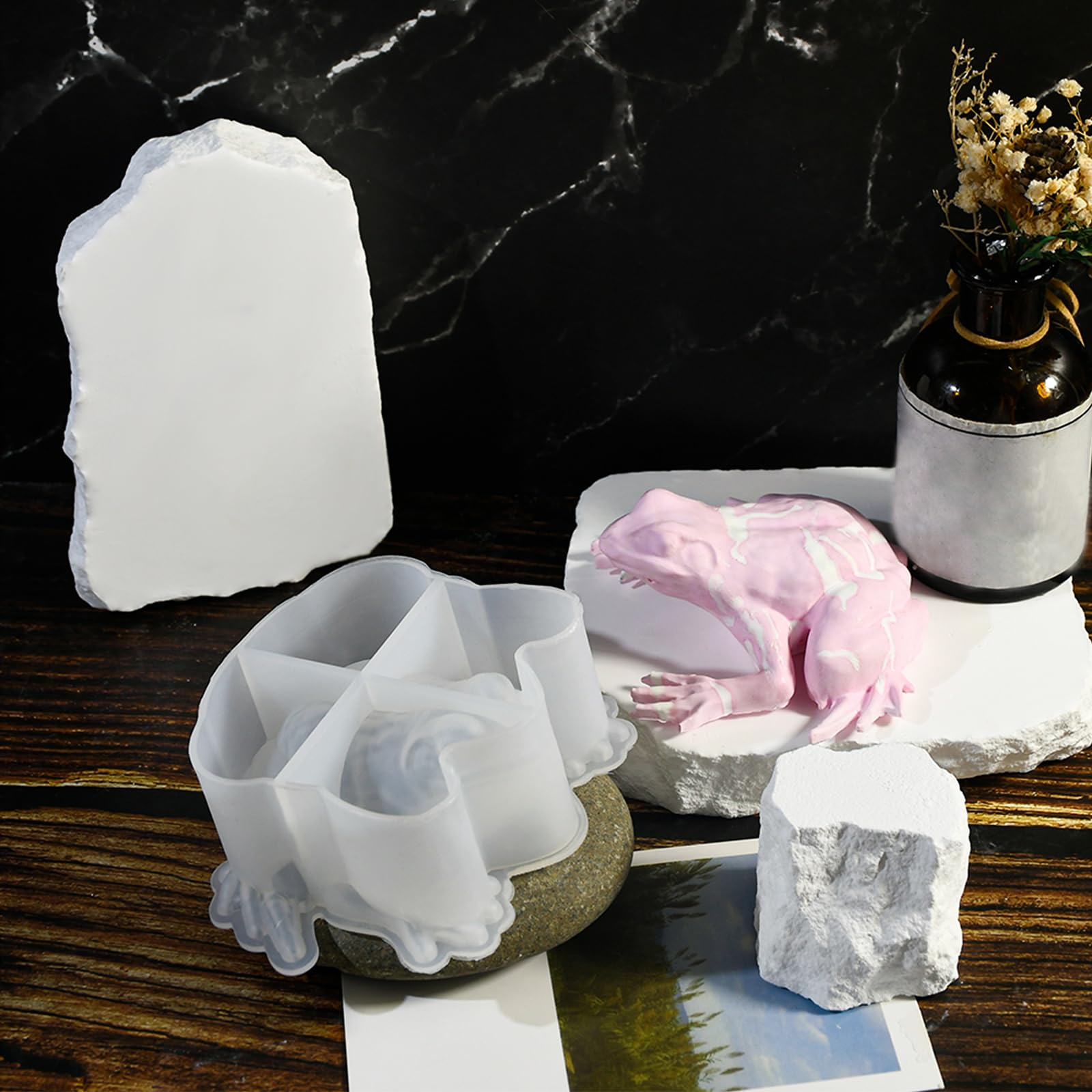 Lot De 4 Moules En Silicone Pour Travaux Manuels En Résine époxy Avec Formes Réalistes De Grenouille, Lézard, Escargots, Moules En Silicone 3D Réalistes Pour Résine époxy Pour Noël, Halloween, Pâques