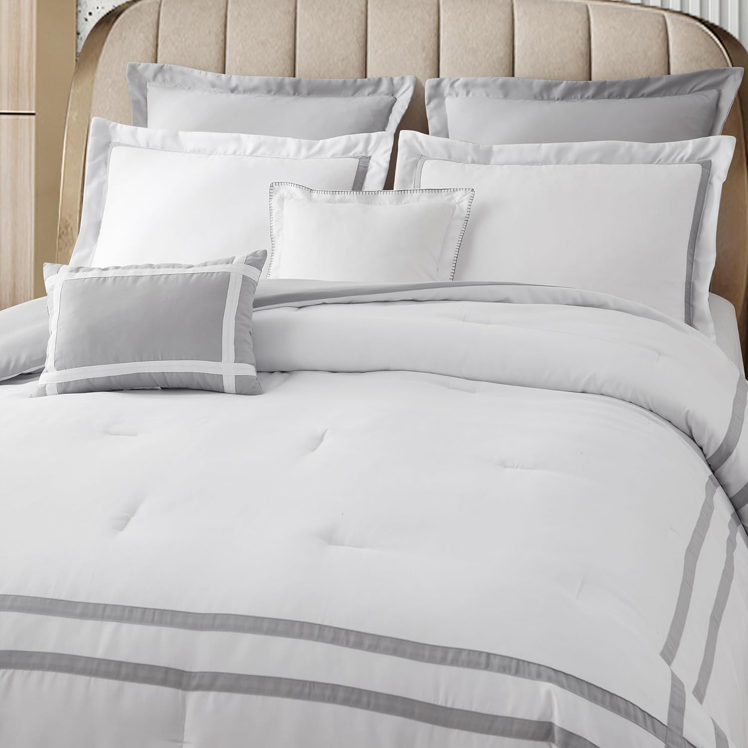 Wonderful White Comforter Set Queen,8-Piece Hydro-Brushed Wooly Feel Hotel Style Modern Luxury Bedding Comforter Set with Matching Fitted Sheet,Flat Sheet,Pillow Sham,Decor Pillows for All Season