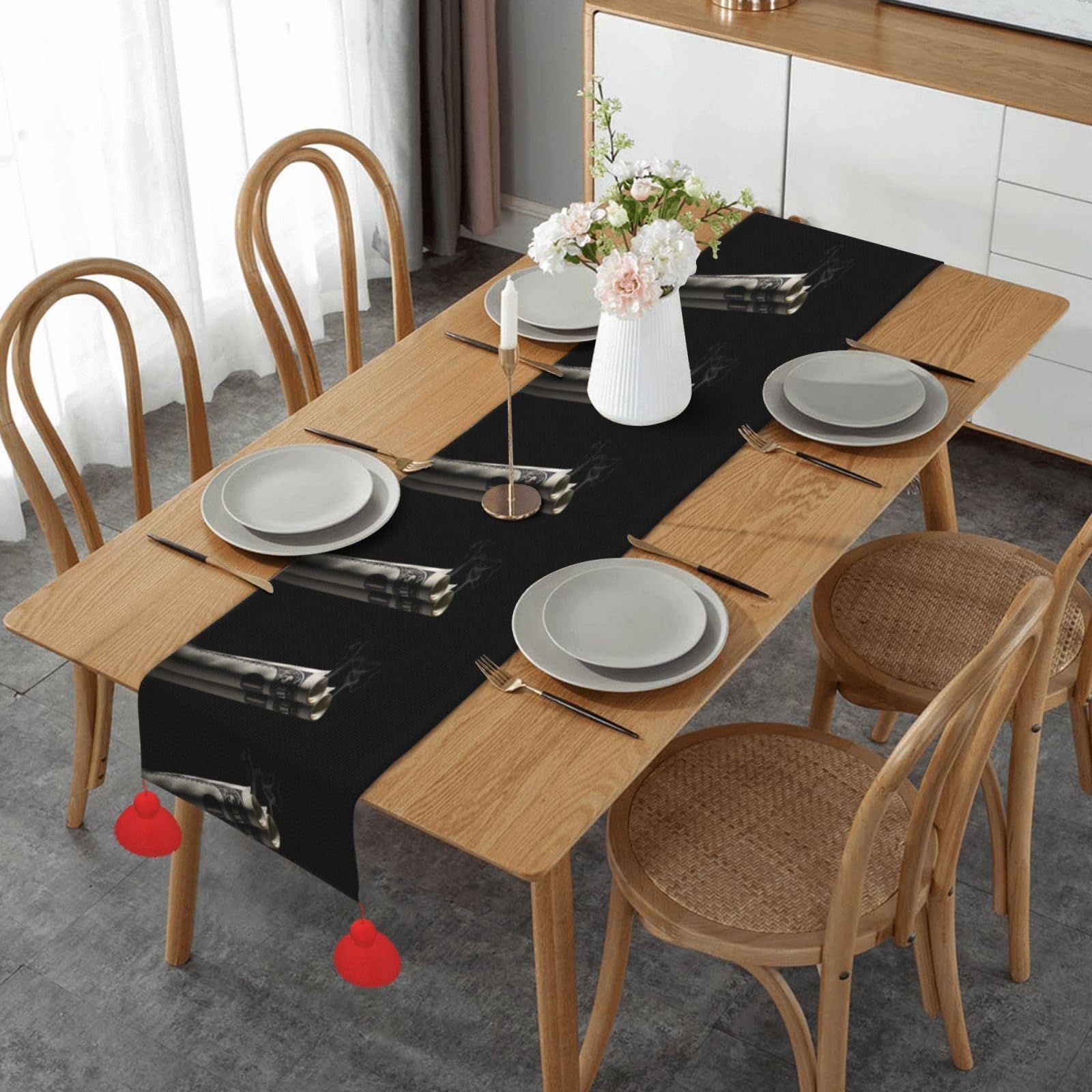 Chemin de table de Noël avec pompons argent anti-plis pour table de fête