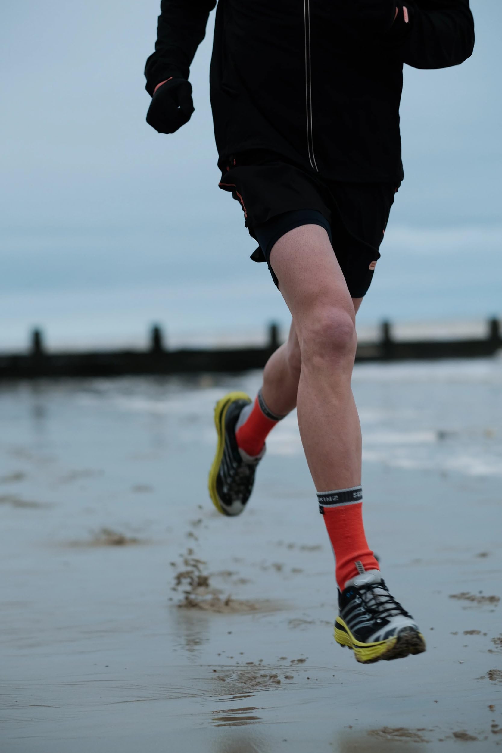 SEALSKINZ Holverstone Waterproof Mid Length Lightweight Running Sock