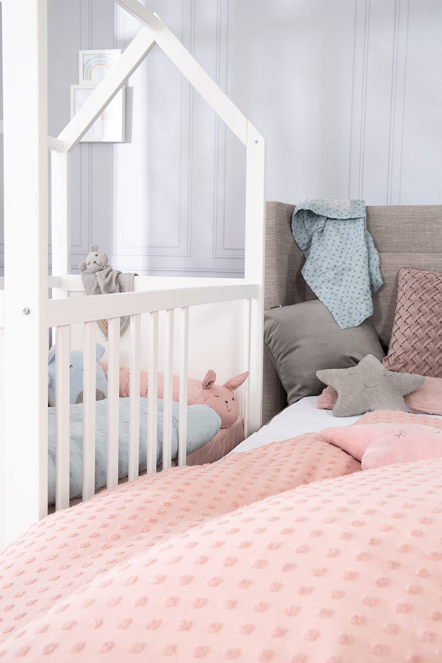 roba Lit Bébé Cabane Évolutif 60x120 - Lit Cododo Convertible en Canapé - Réglable en Hauteur - Blanc