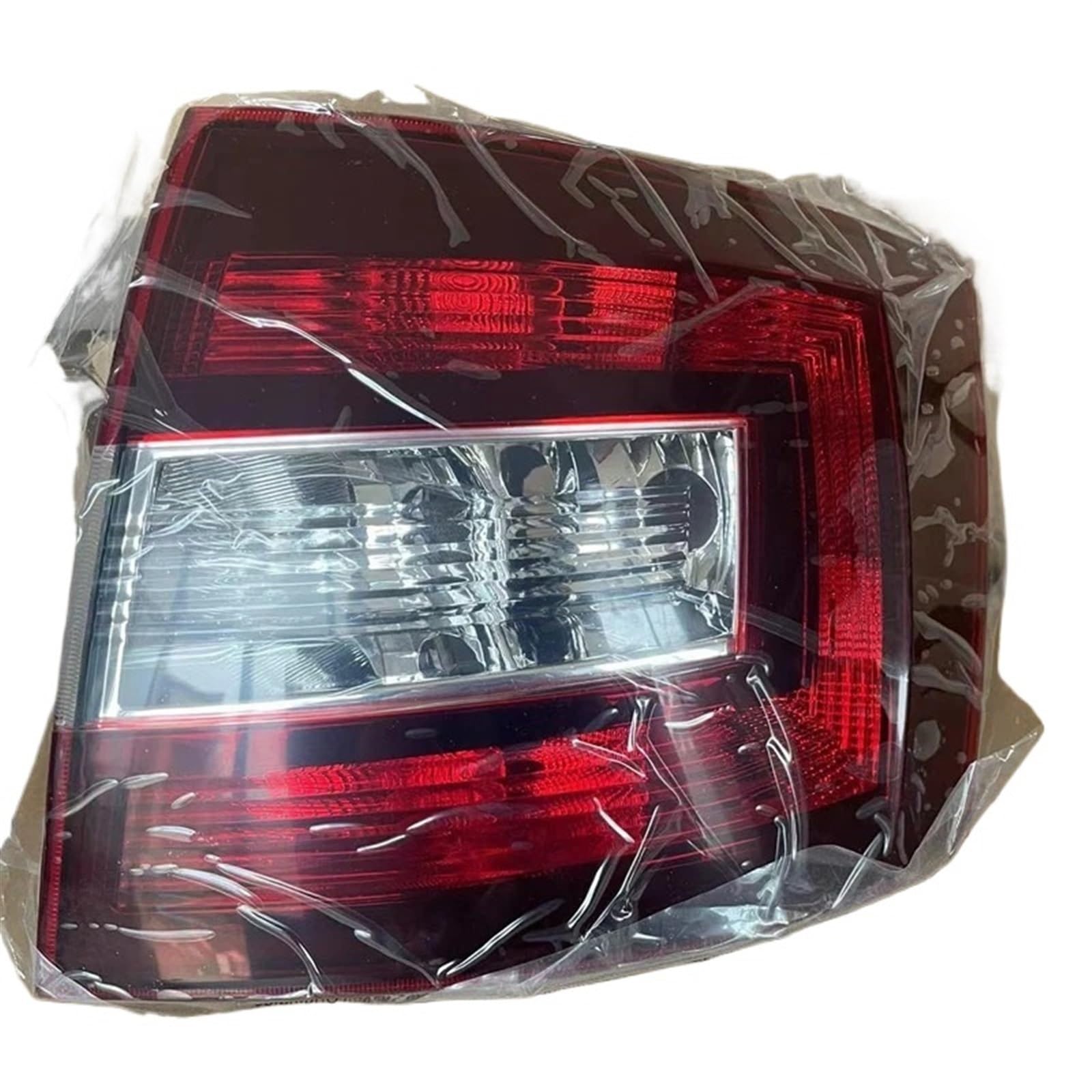 ELOEQCVZ Compatible For Skoda Spaceback 2014-2019 Car Rear Light Cover Tail Driving Brake Taillight Warning Signal Stop Lamp No Bulb Car Accessories(Right Black)