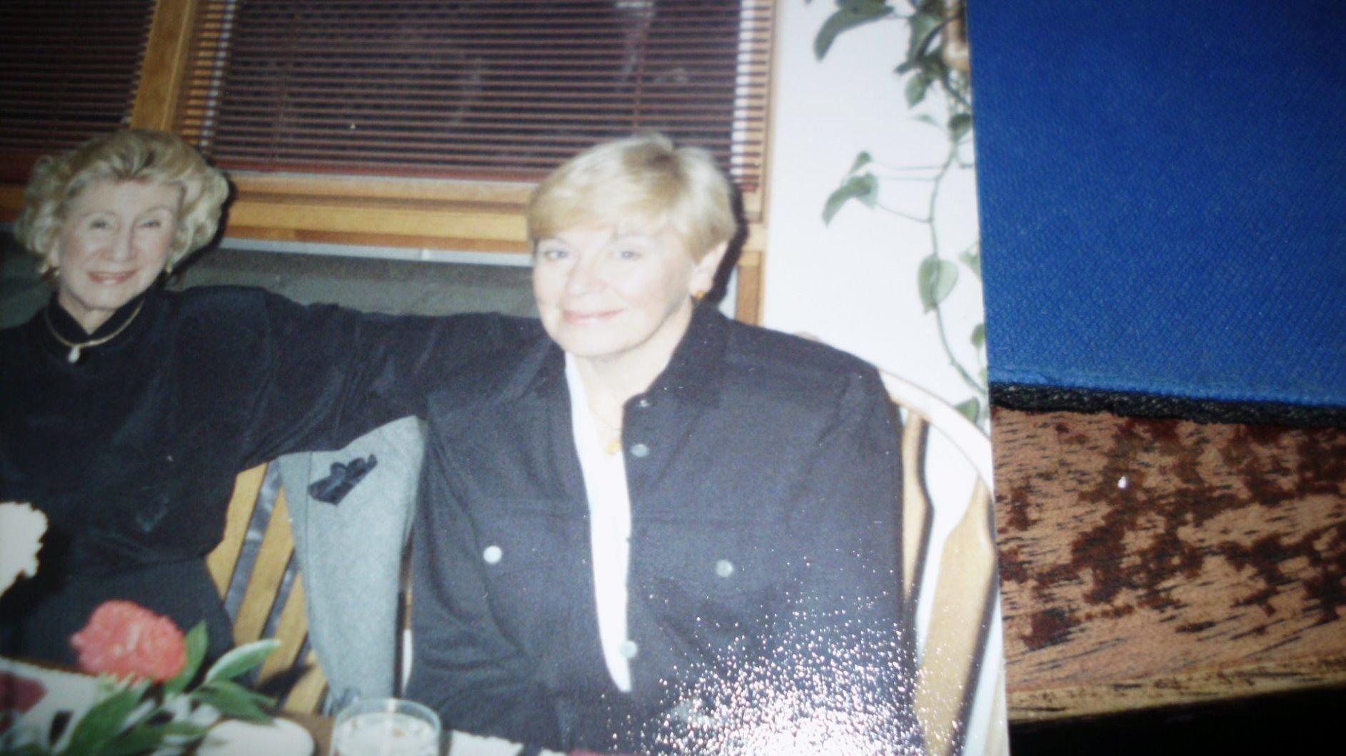 The Red Coat A Novel of Boston eBook Carlson, Dolley