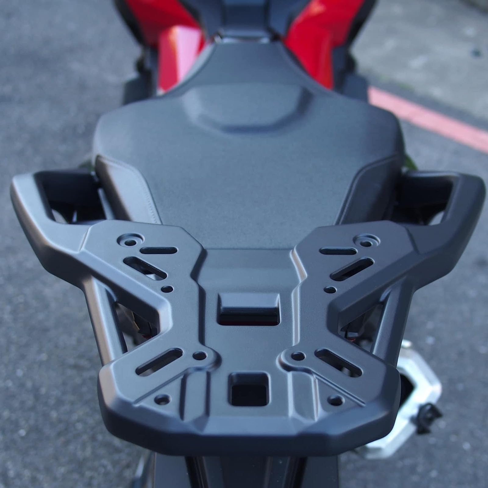 Alomejor Portaequipajes Trasero para Motocicleta Portaequipajes Trasero de Aleación de Aluminio Estante Plano con Acabado Arenado de Alta Capacidad para Viajes Diarios para XADV750 NSS750 2021 2024