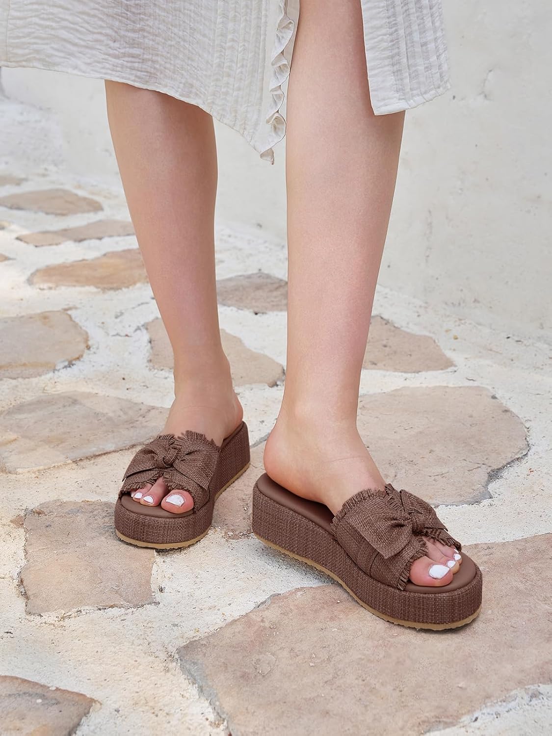 Coutgo Womens Platform Wedge Sandals Bow Open Toe Slide Sandals Straw Slip On Summer Beach Shoes - Image 2