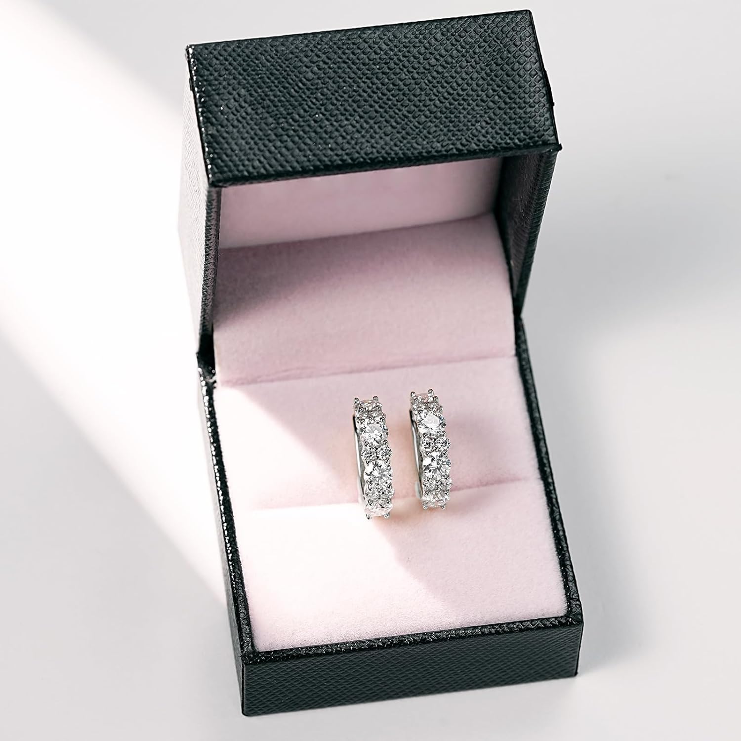 WOAINI Moissanite Hoop Earrings for Women Female Wife Mom, VVSI Clarity, 925 Sterling Silver Earring 18K Gold Plated, Small Huggie Hoop Earring, Anniversary Birthday Gifts for Lover Lady Friends